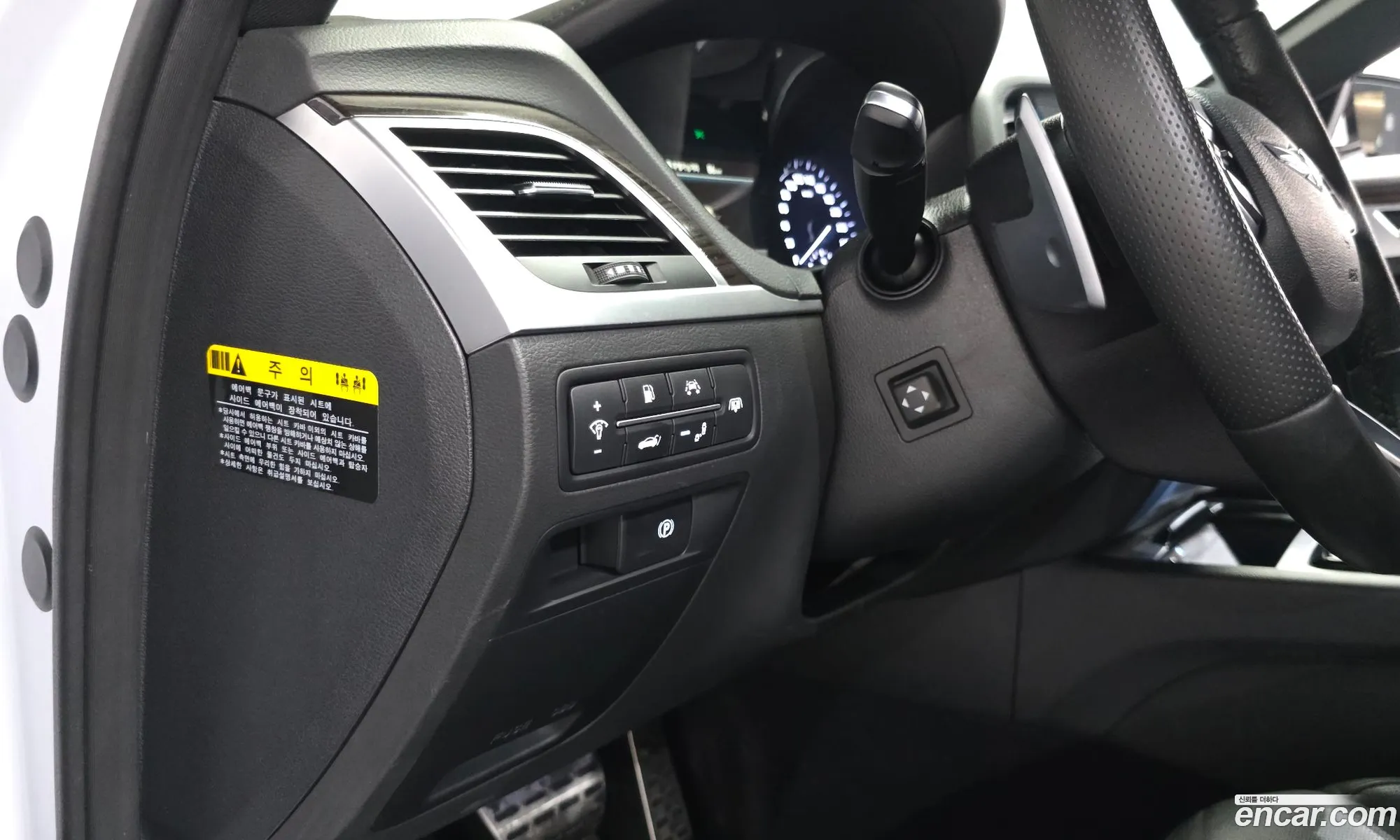 Genesis G80 2018 — 24