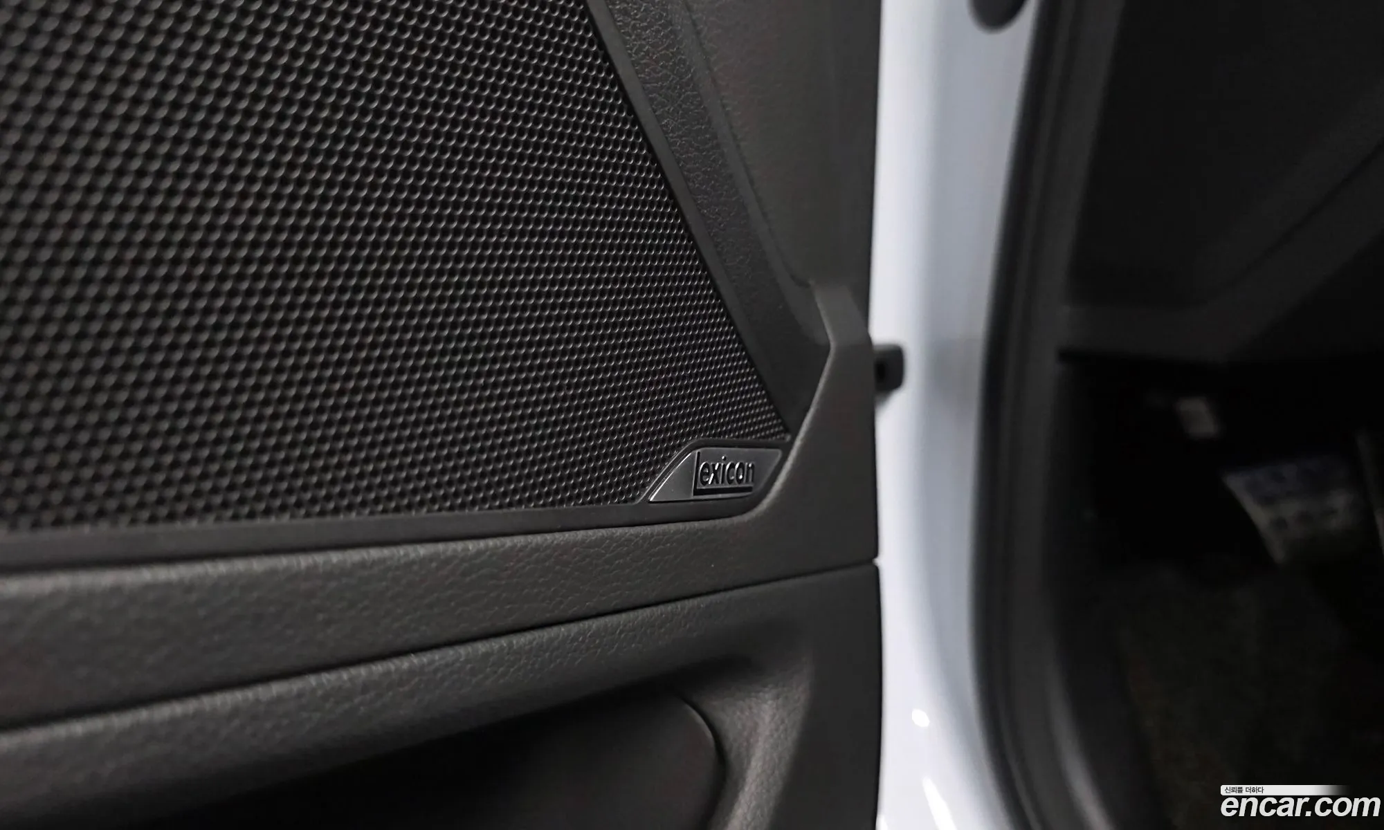Genesis G80 2018 — 3