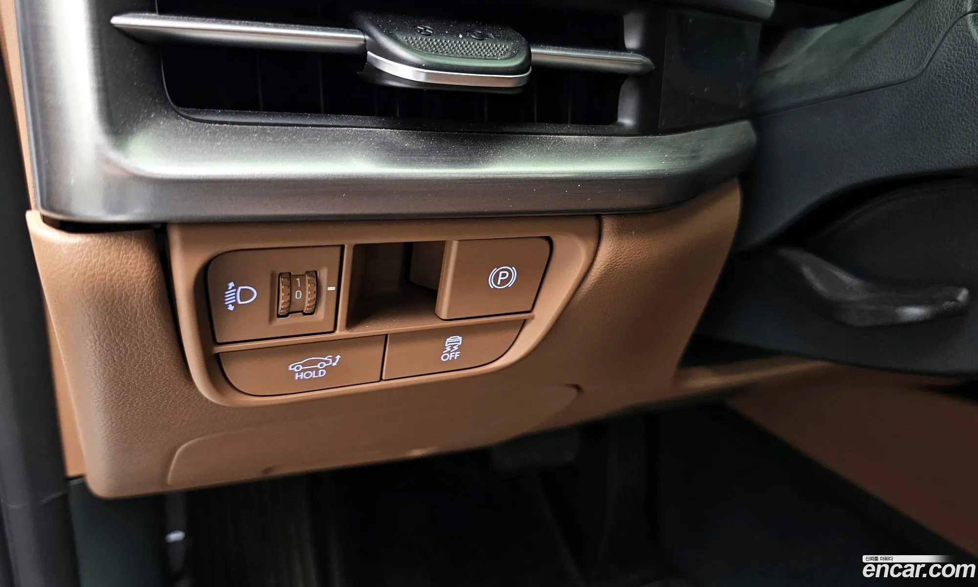 Hyundai Grandeur 2024 KMHN141DBRA065317 — 3