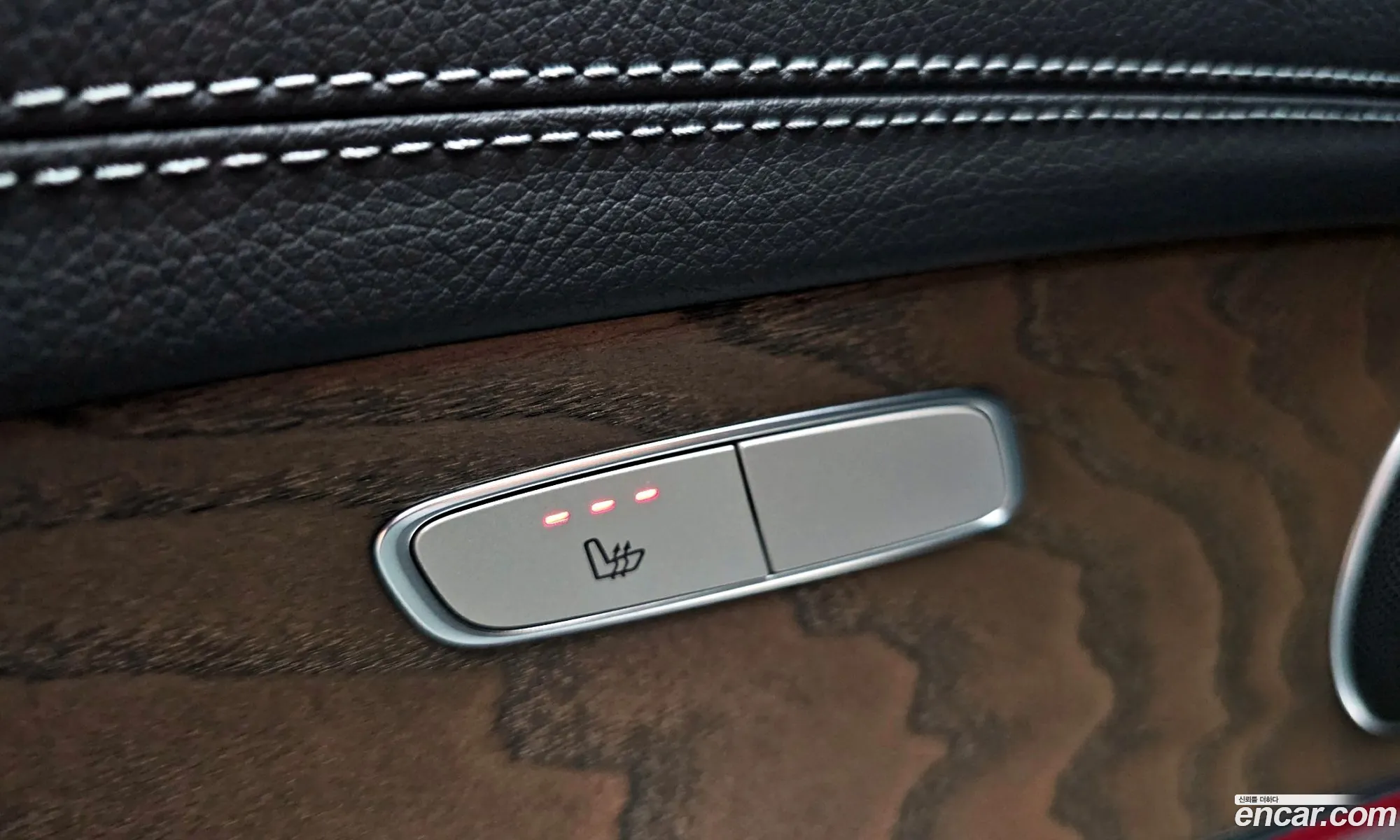 Mercedes-Benz E-Class W213 2022 — 33