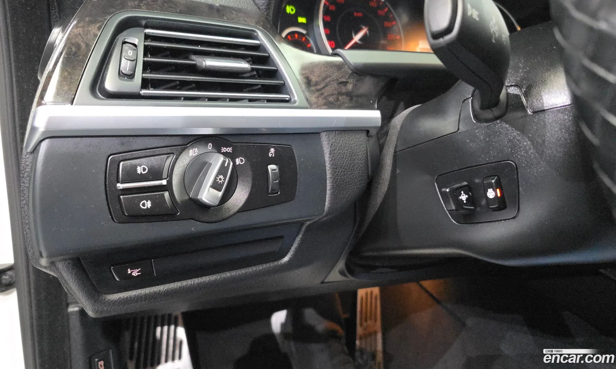 BMW 6 Series 2013 WBA6A8103DDZ27199 — 5