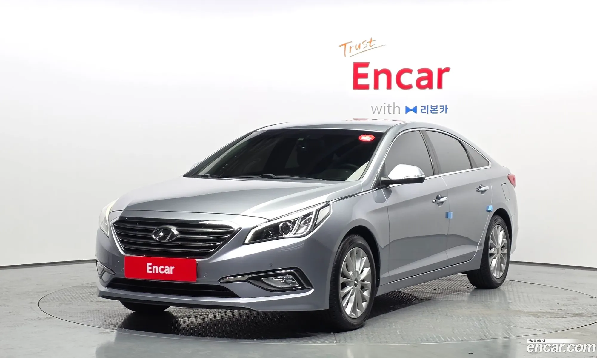 Hyundai LF Sonata 2016 — 15