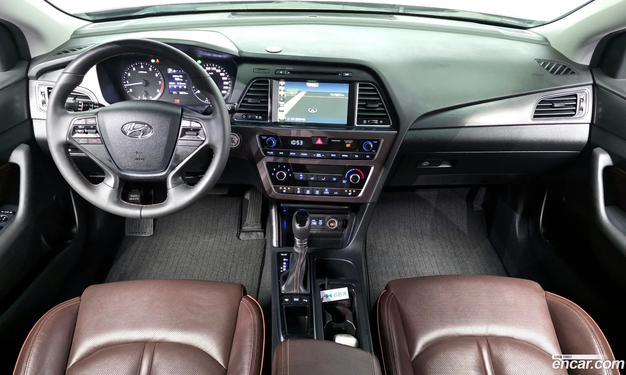 Hyundai LF Sonata 2016 — 14