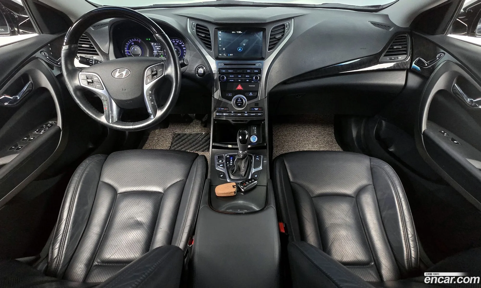 Hyundai Grandeur HG Hybrid 2015 — 14
