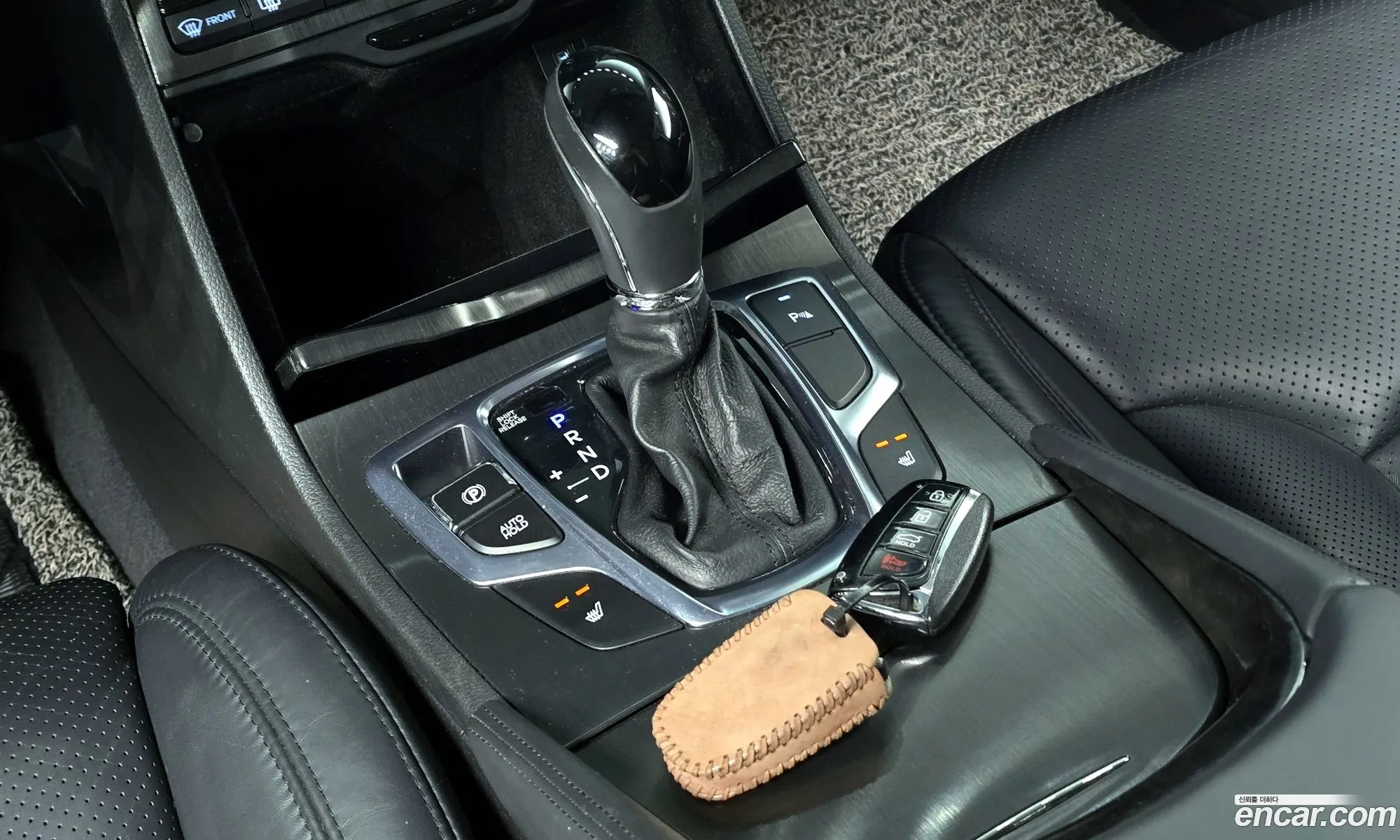 Hyundai Grandeur HG Hybrid 2015 — 17