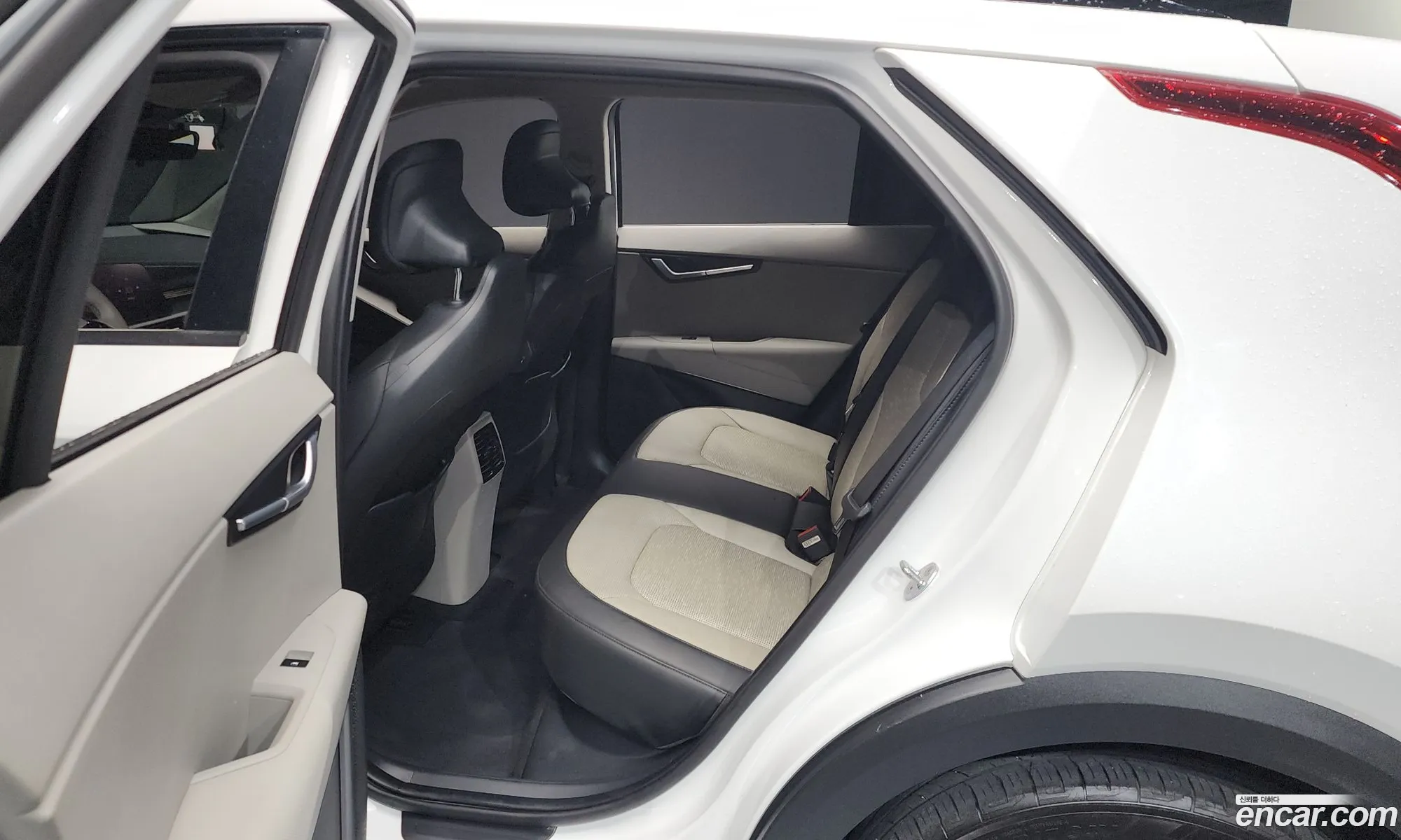 Kia Niro EV 2022 KNACP811FPA017205 — 18