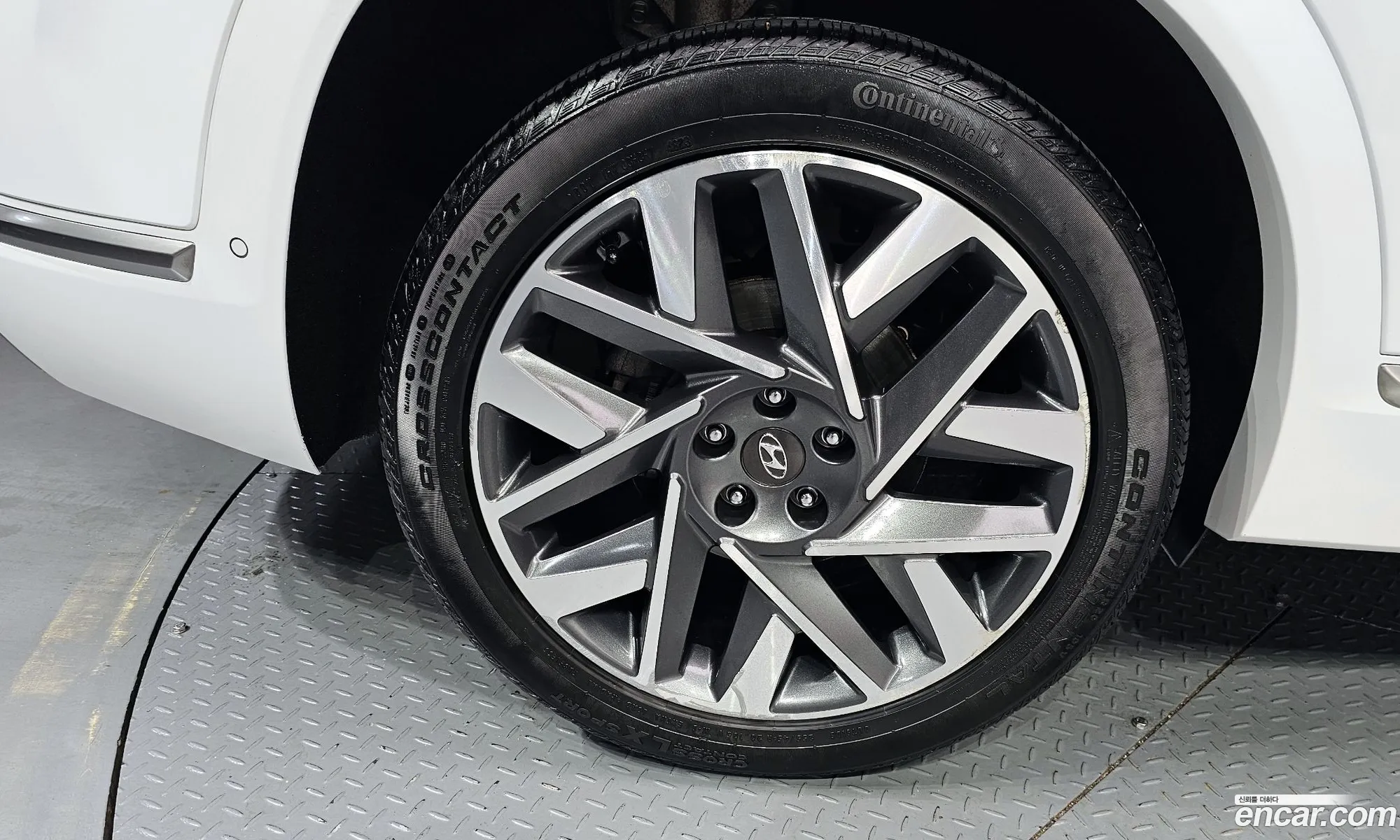 Hyundai Santa Fe 2021 KMHS581LHMU409723 — 11