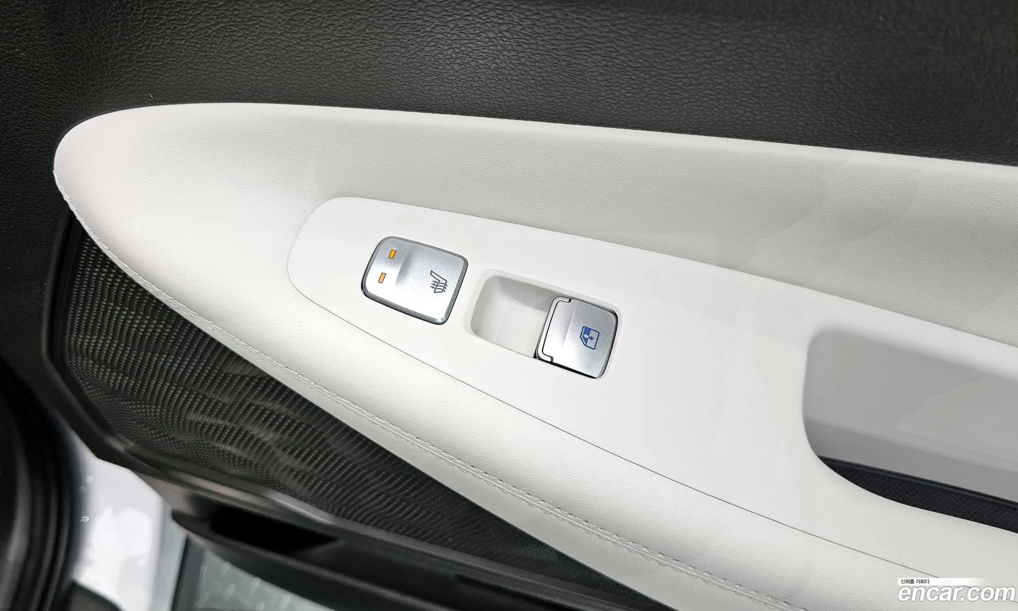 Hyundai Santa Fe 2021 KMHS581LHMU409723 — 4