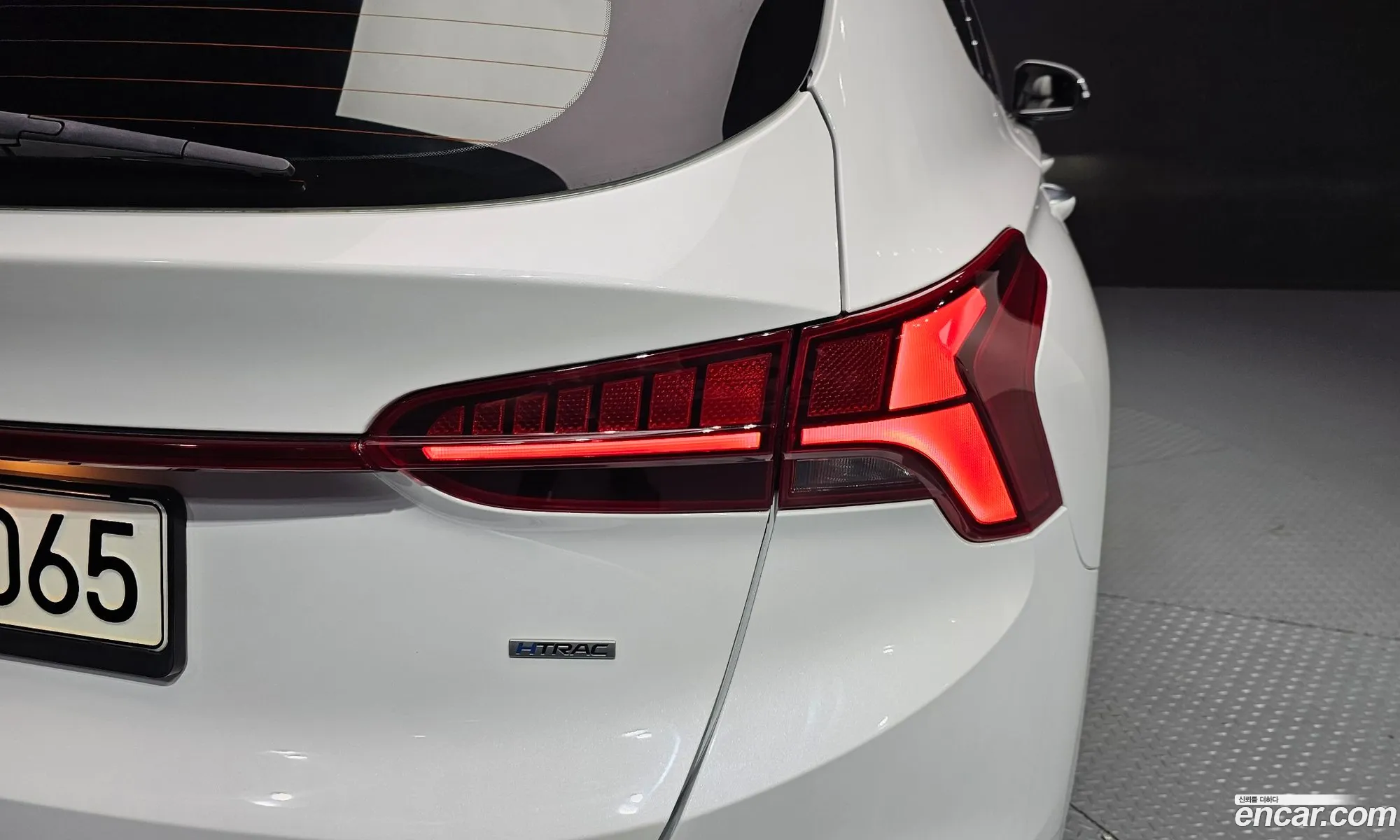 Hyundai Santa Fe 2021 KMHS581LHMU409723 — 6