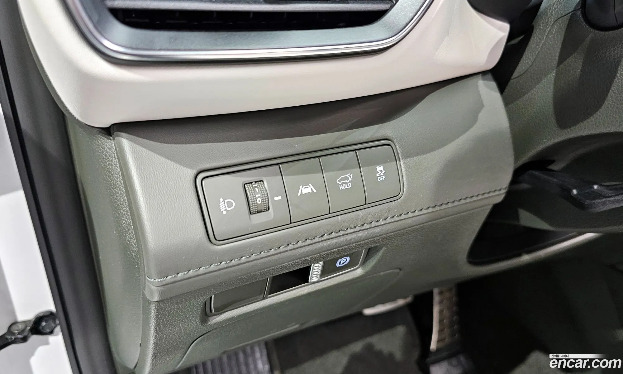 Hyundai Santa Fe 2021 KMHS581LHMU409723 — 24