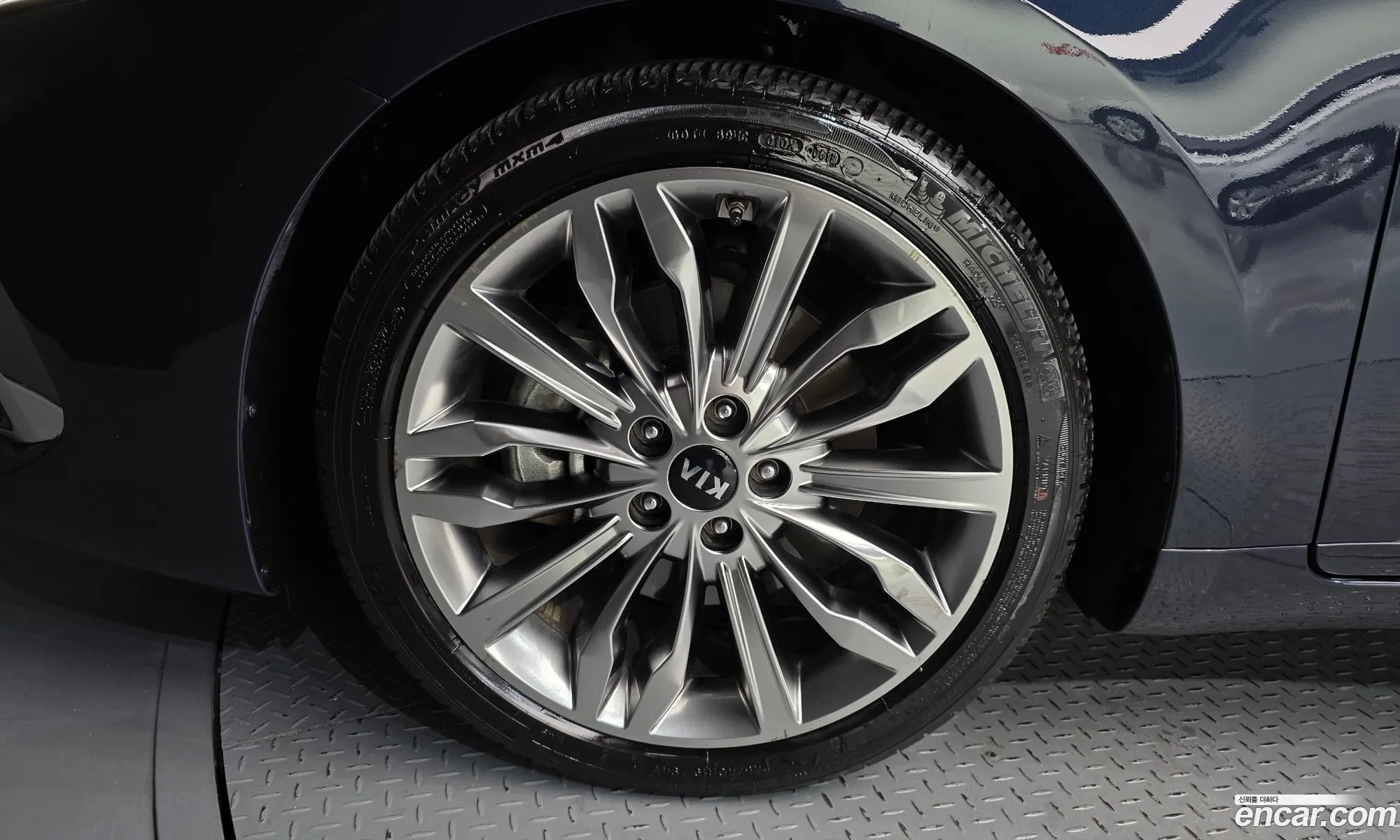 Kia K7 Premier 2019 KNALD416BLA177429 — 34