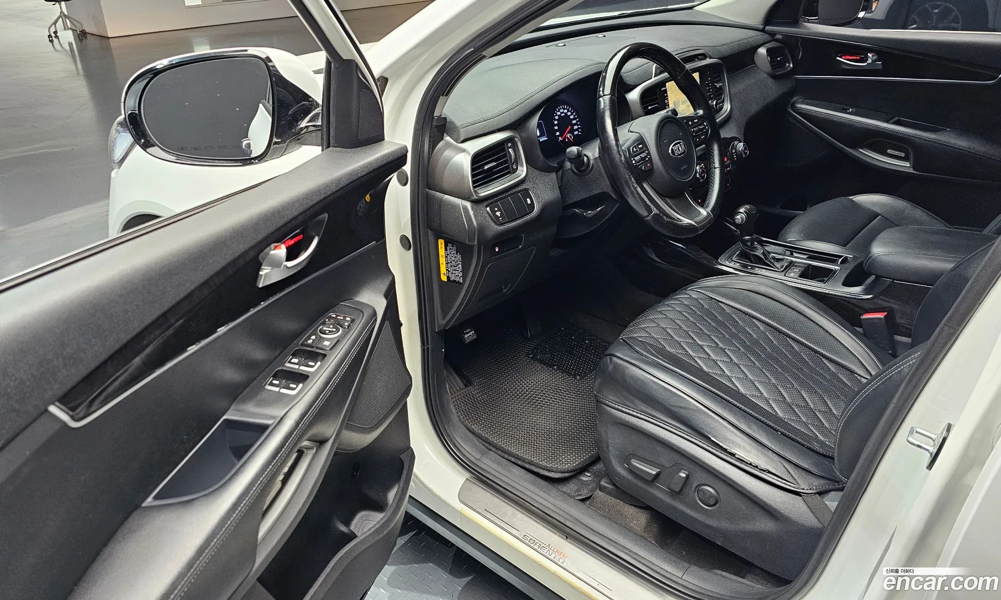 Kia Sorento 2014 KNAPS81ABFA010709 — 14