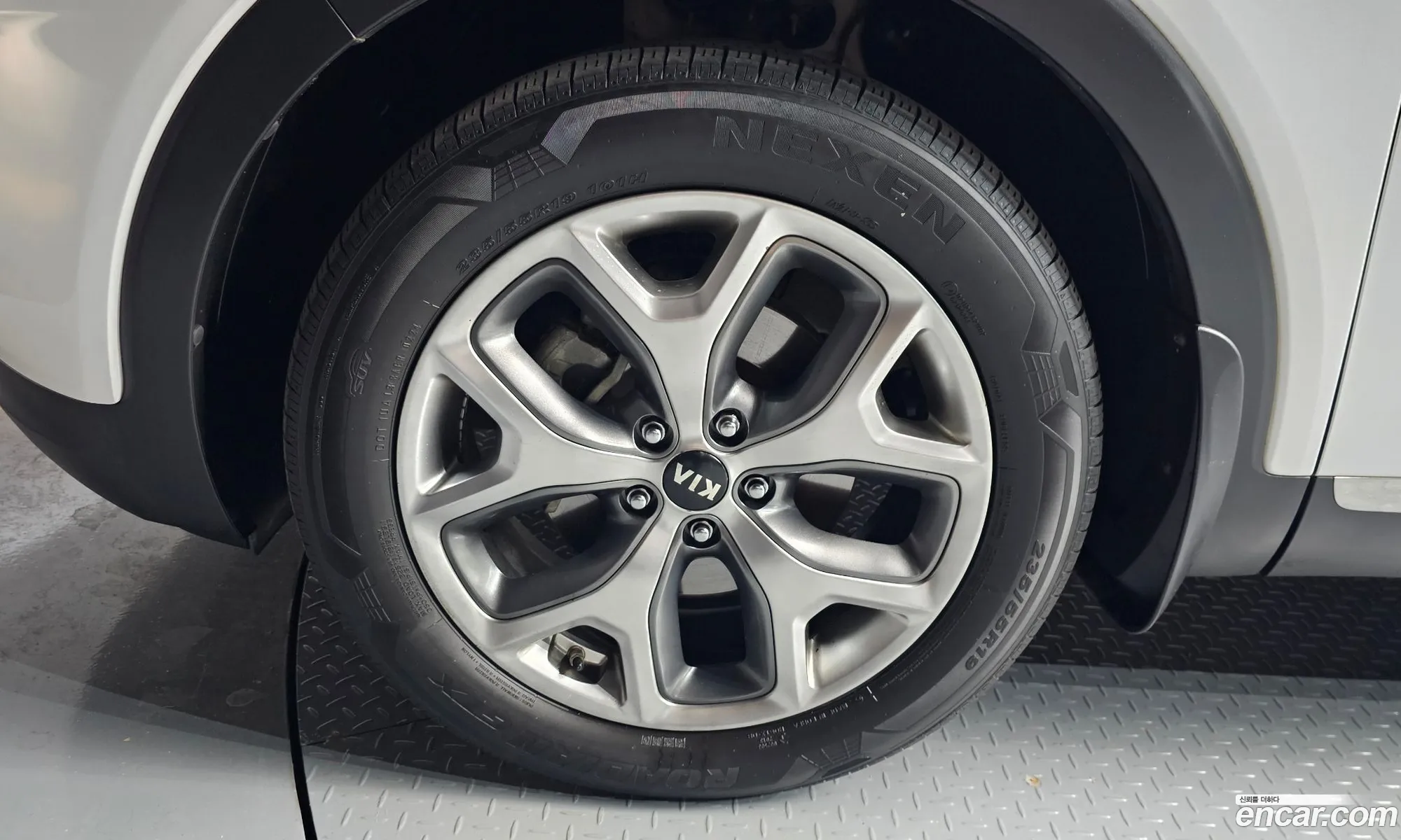 Kia Sorento 2014 KNAPS81ABFA010709 — 20