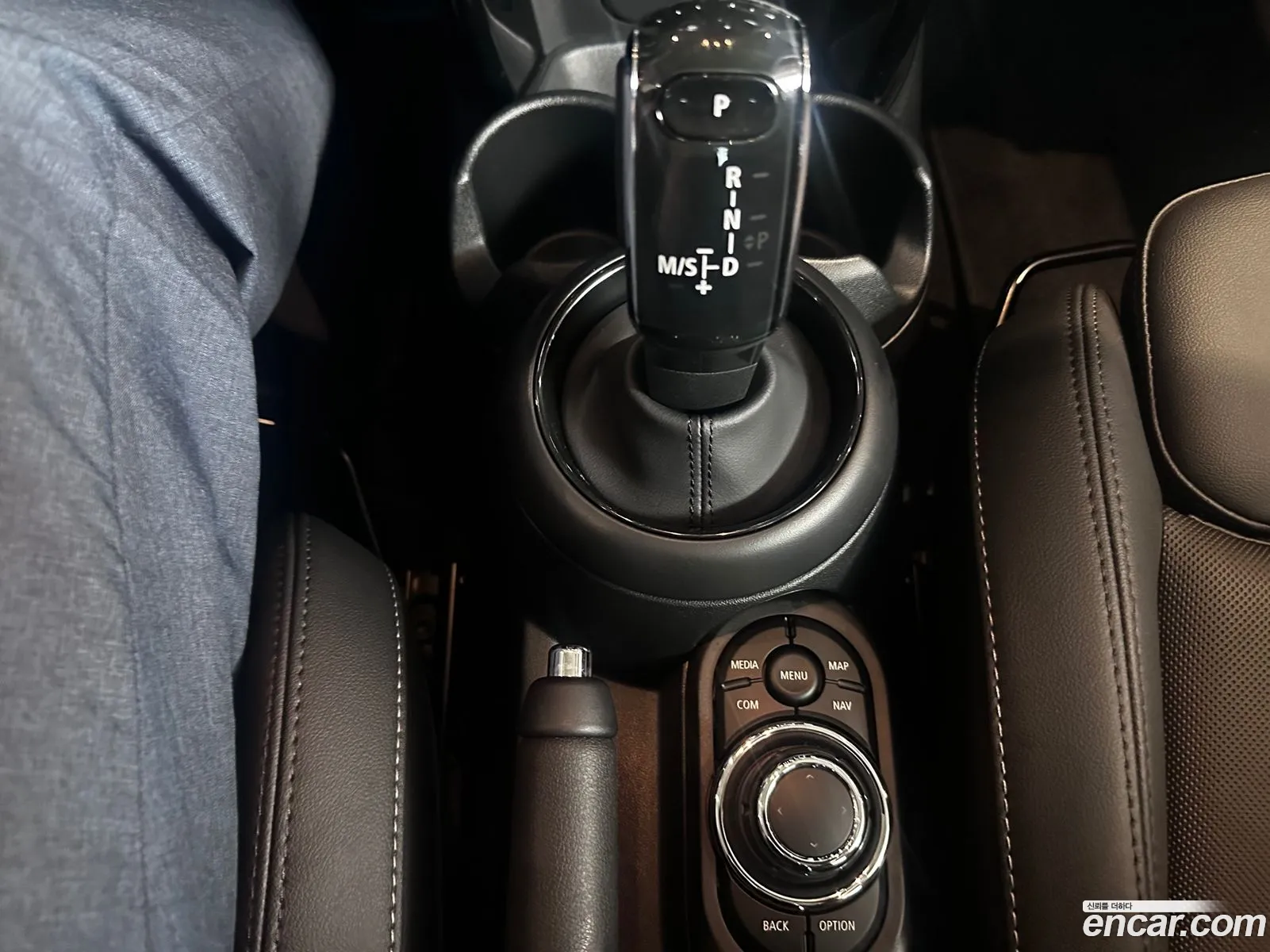 Mini Cooper 2024 — 6