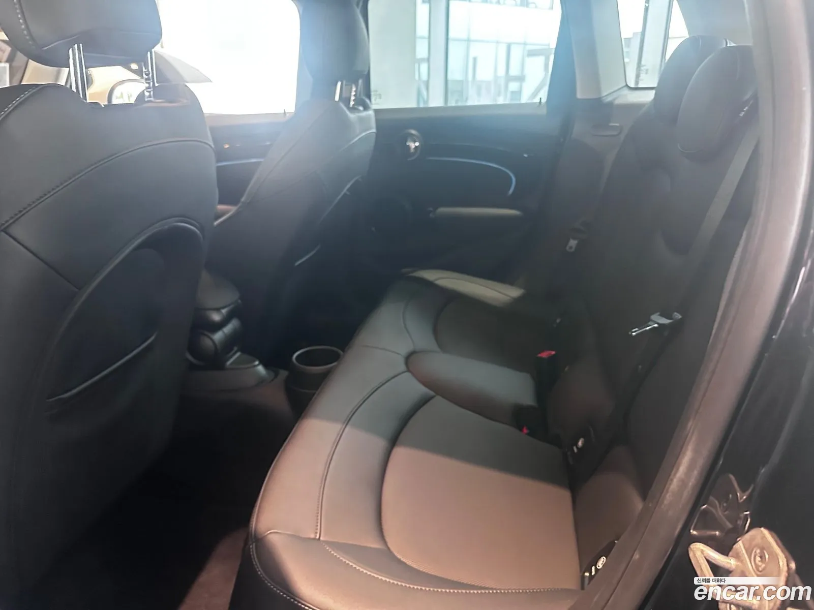 Mini Cooper 2024 — 12