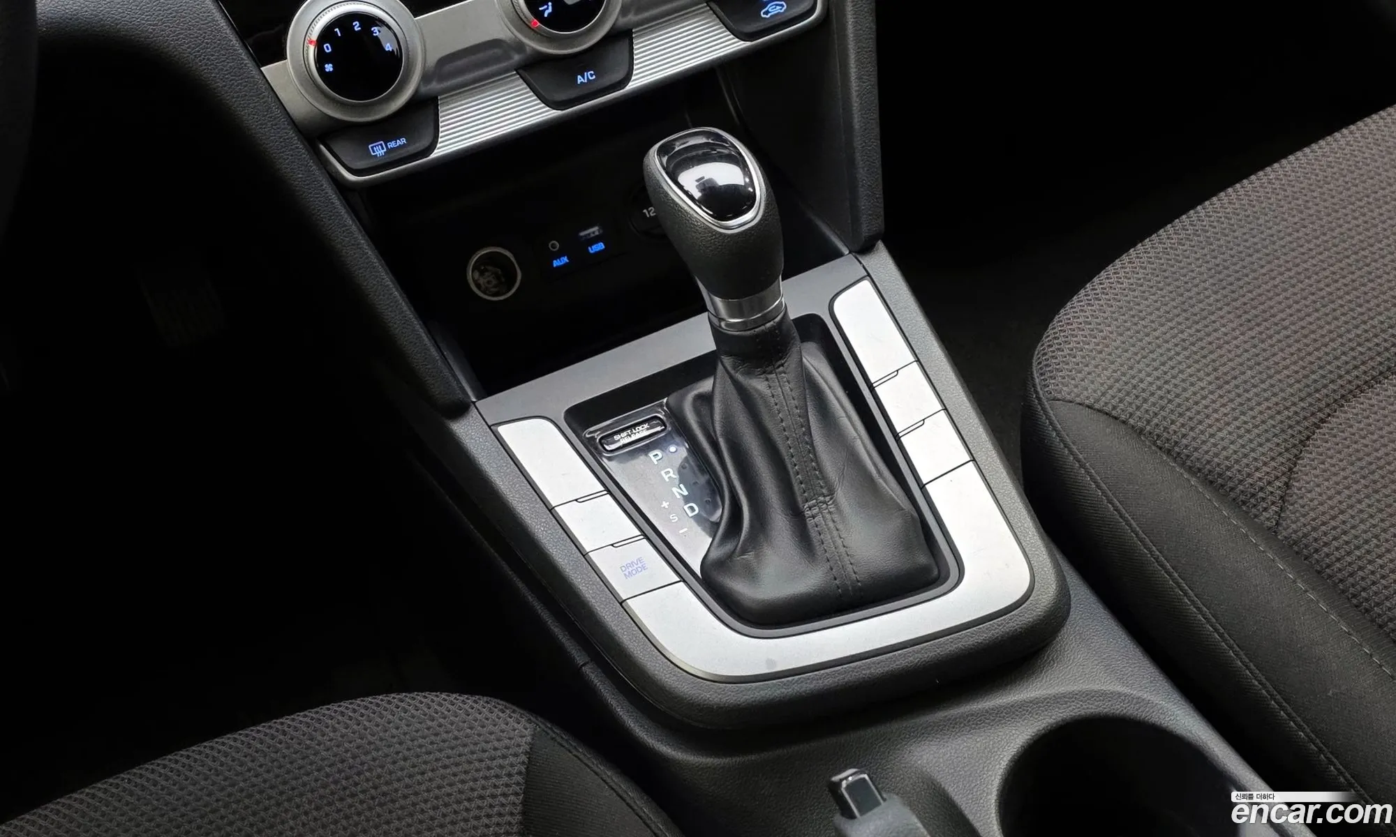 Hyundai Elantra AD 2018 — 8
