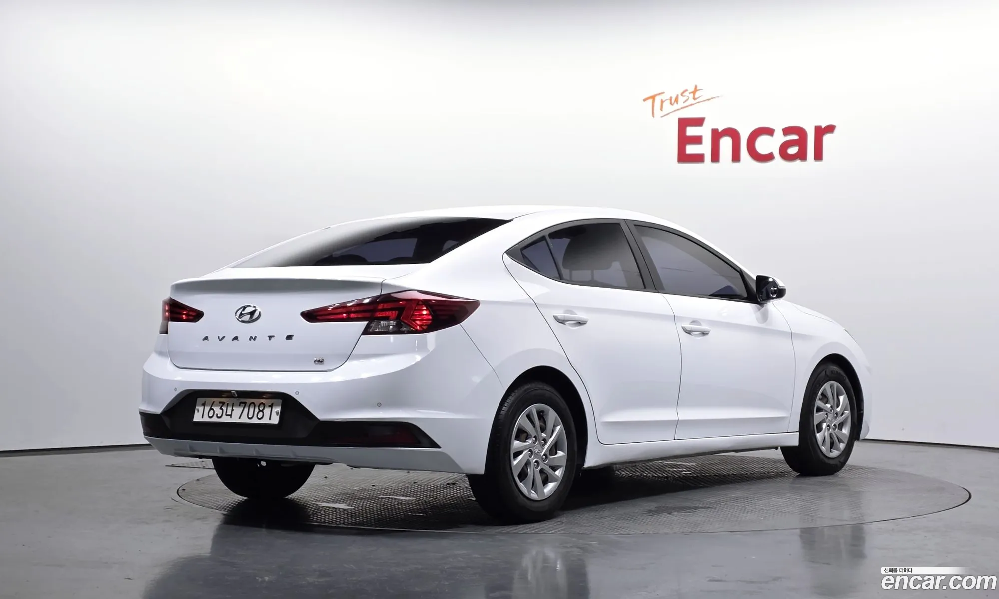 Hyundai Elantra AD 2018 — 6
