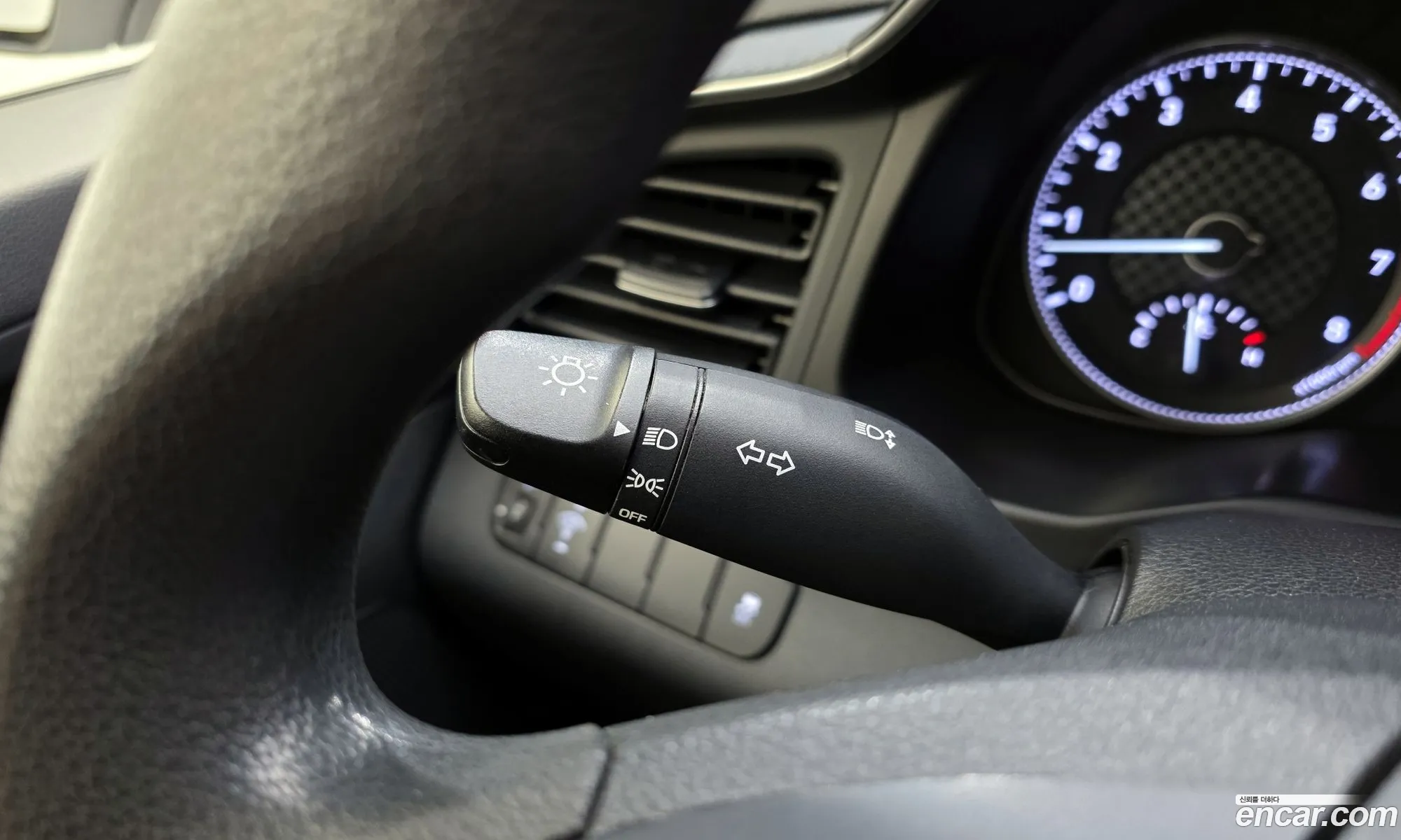 Hyundai Elantra AD 2018 — 7