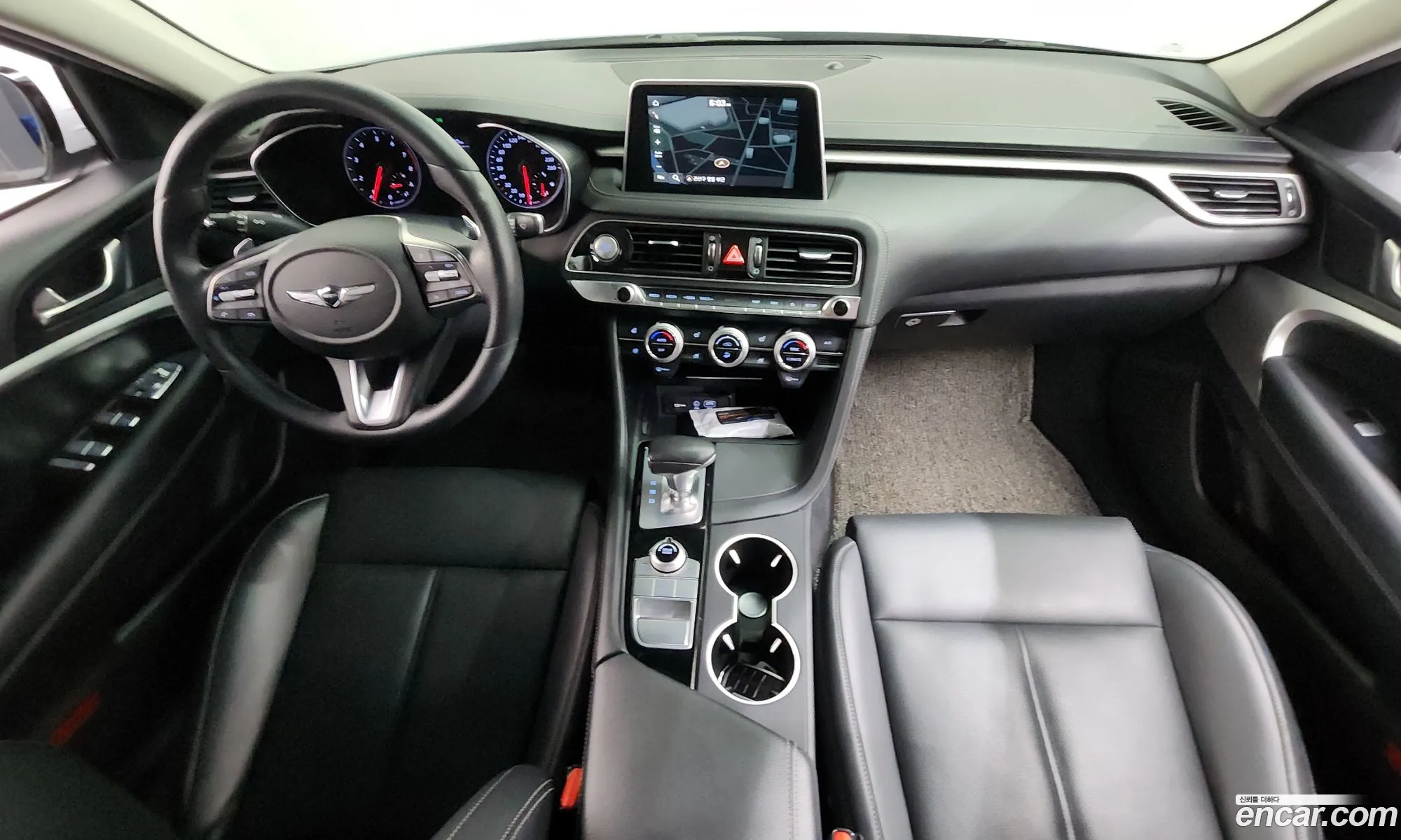 Genesis G70 2018 KMTG241ABKU033796 — 17