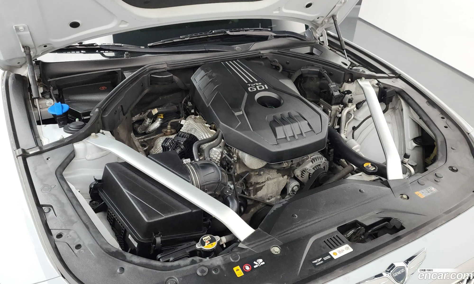 Genesis G70 2018 KMTG241ABKU033796 — 16