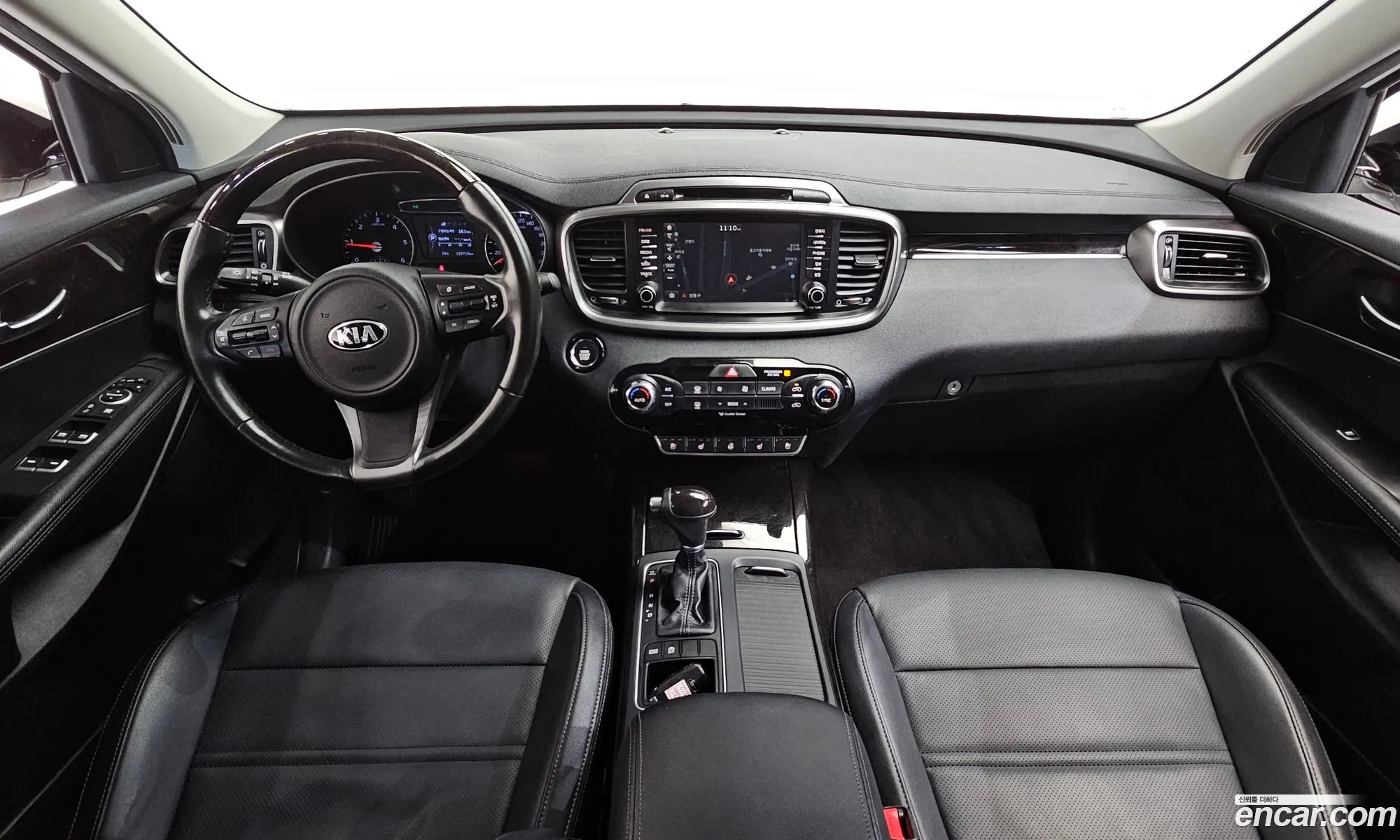 Kia Sorento 2017 KNAPS81ABHA352871 — 2