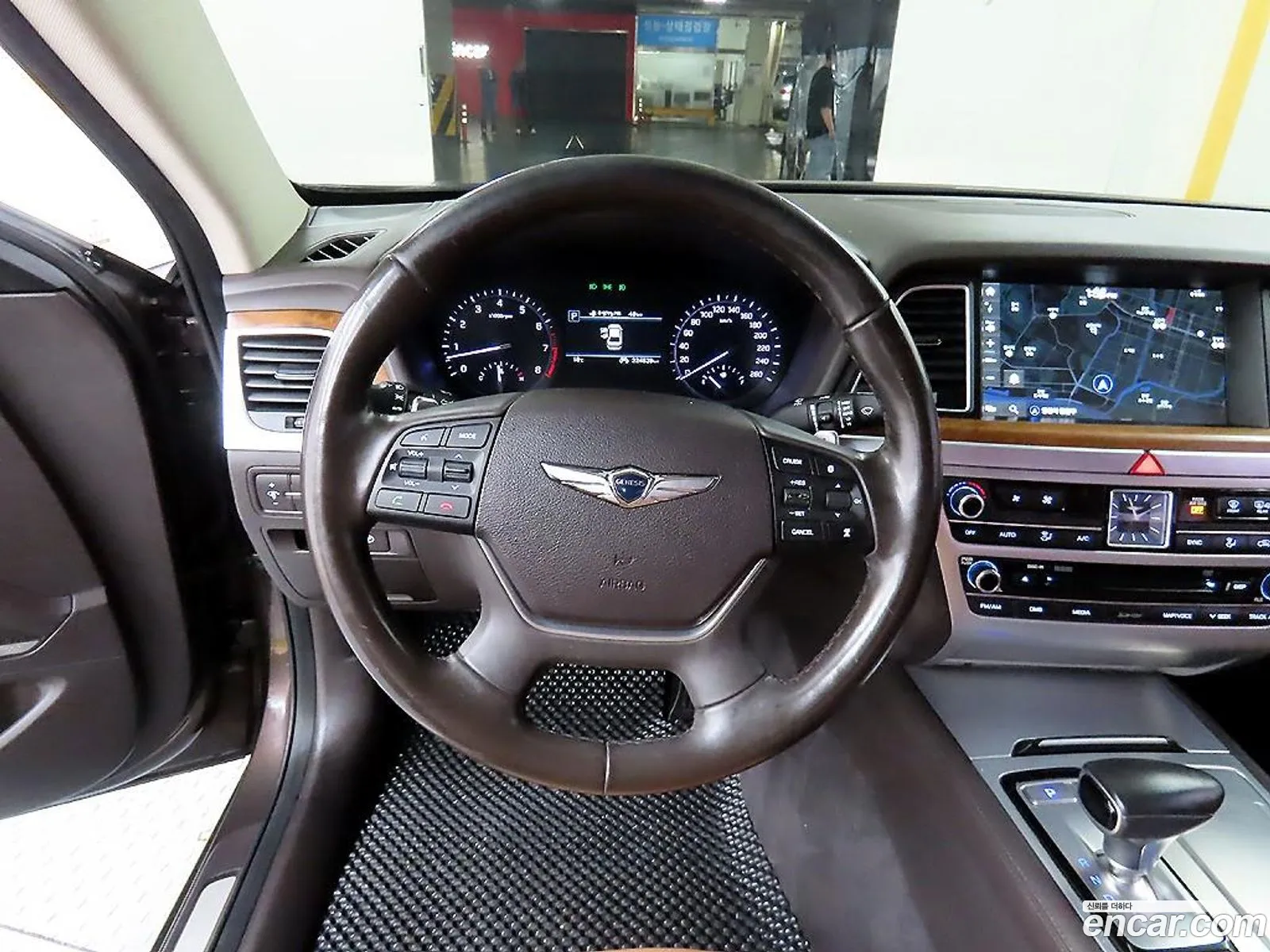 Genesis G80 2016 — 2