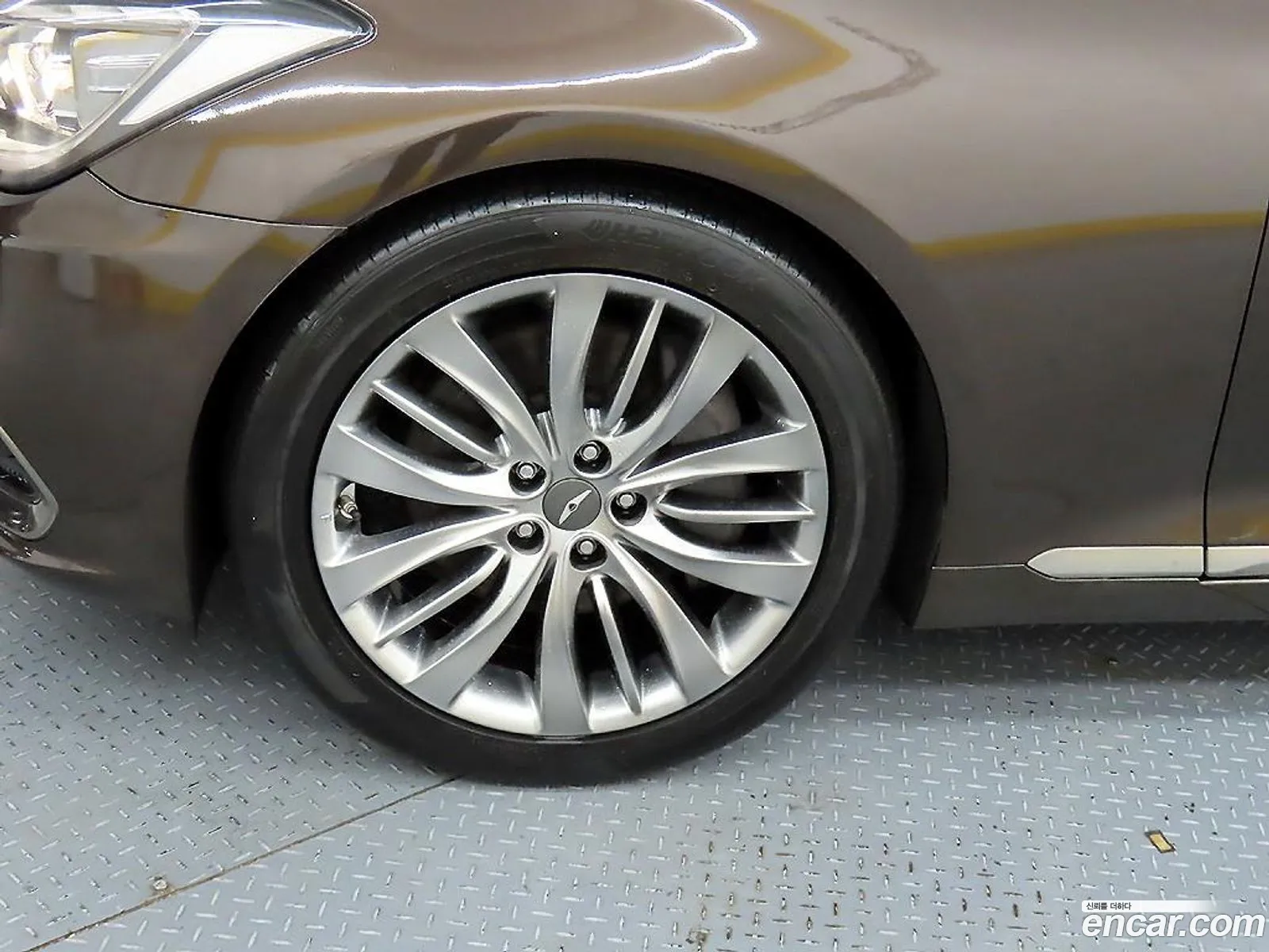Genesis G80 2016 — 14