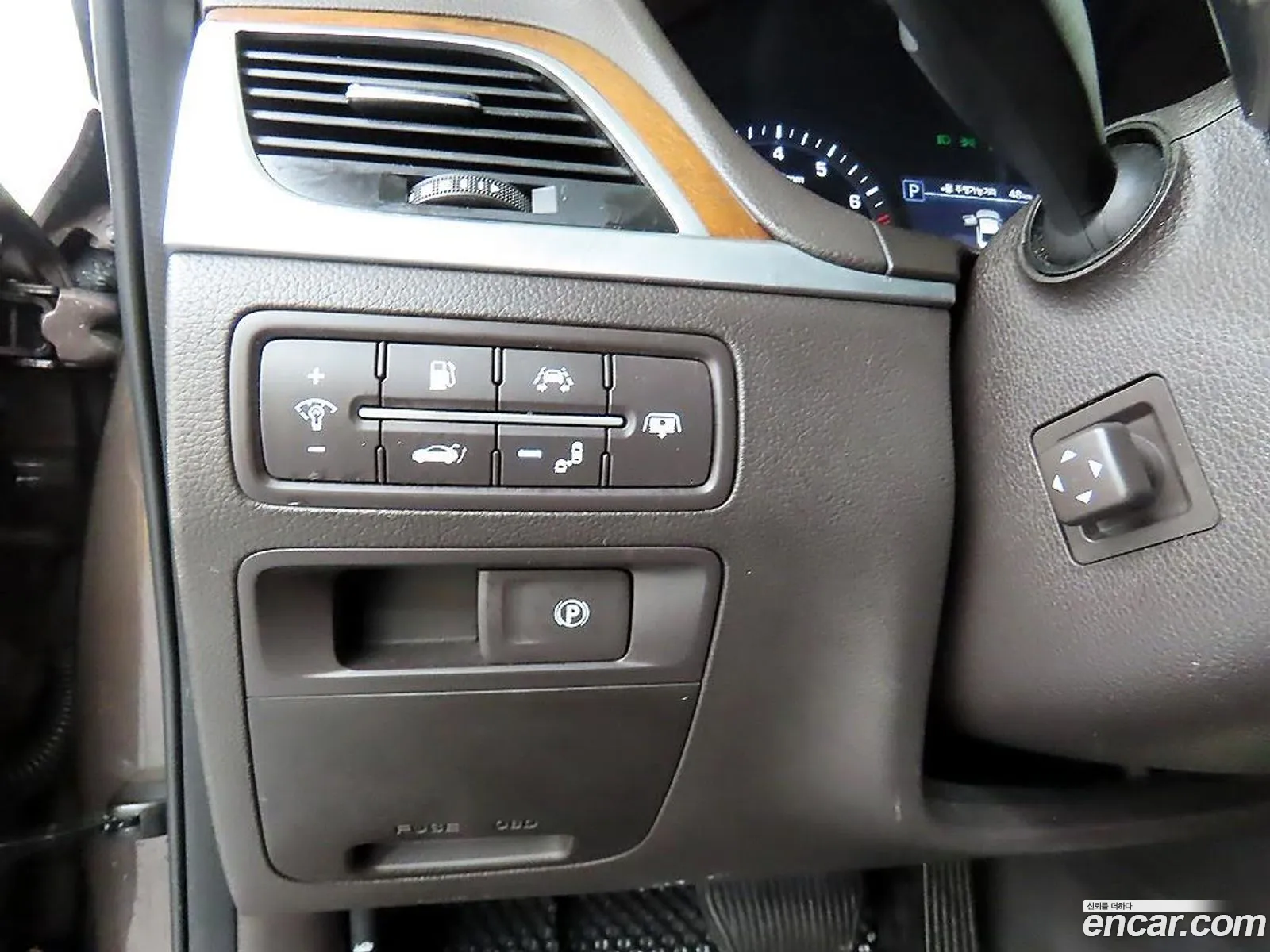 Genesis G80 2016 — 11