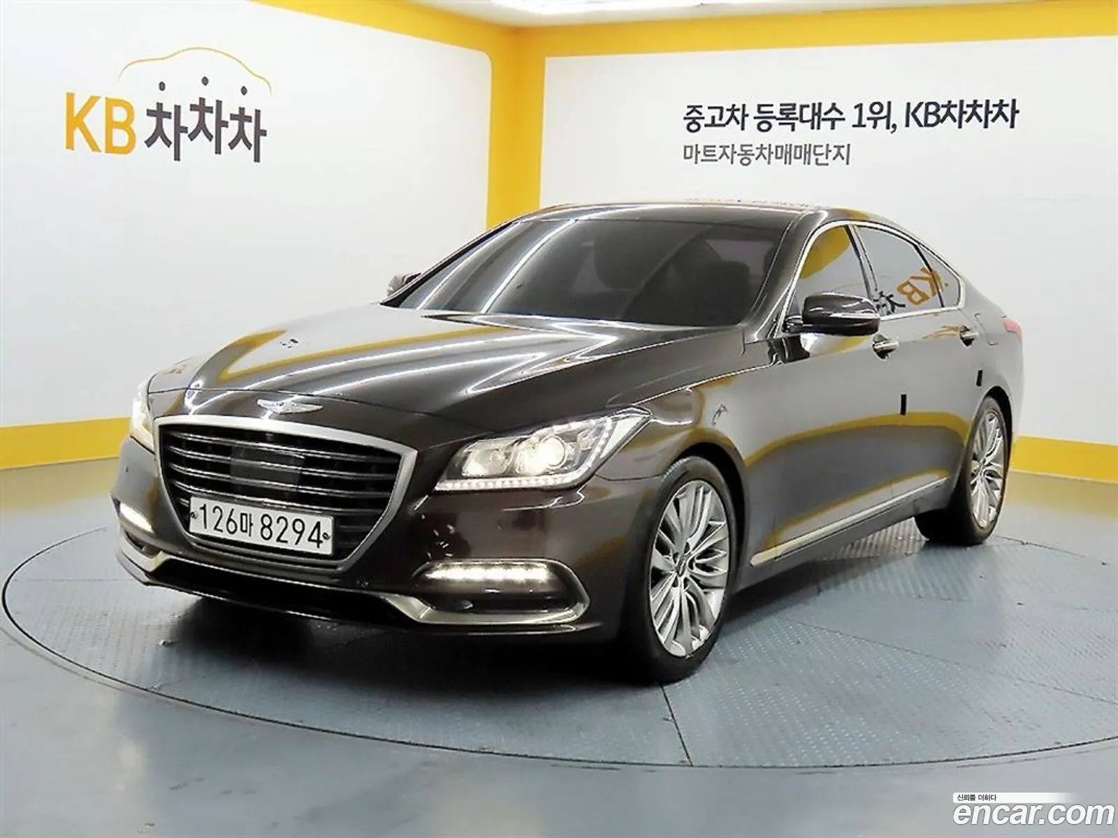 Genesis G80 2016 — 17