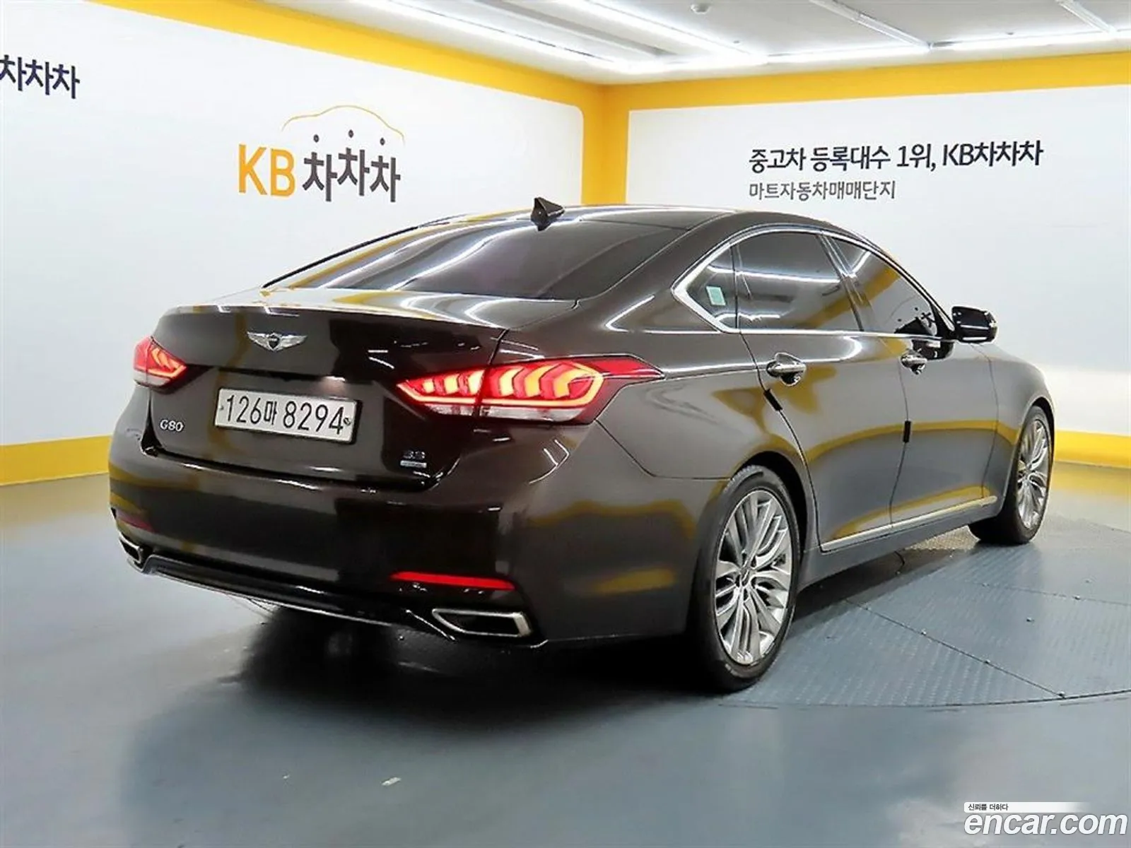Genesis G80 2016 — 10