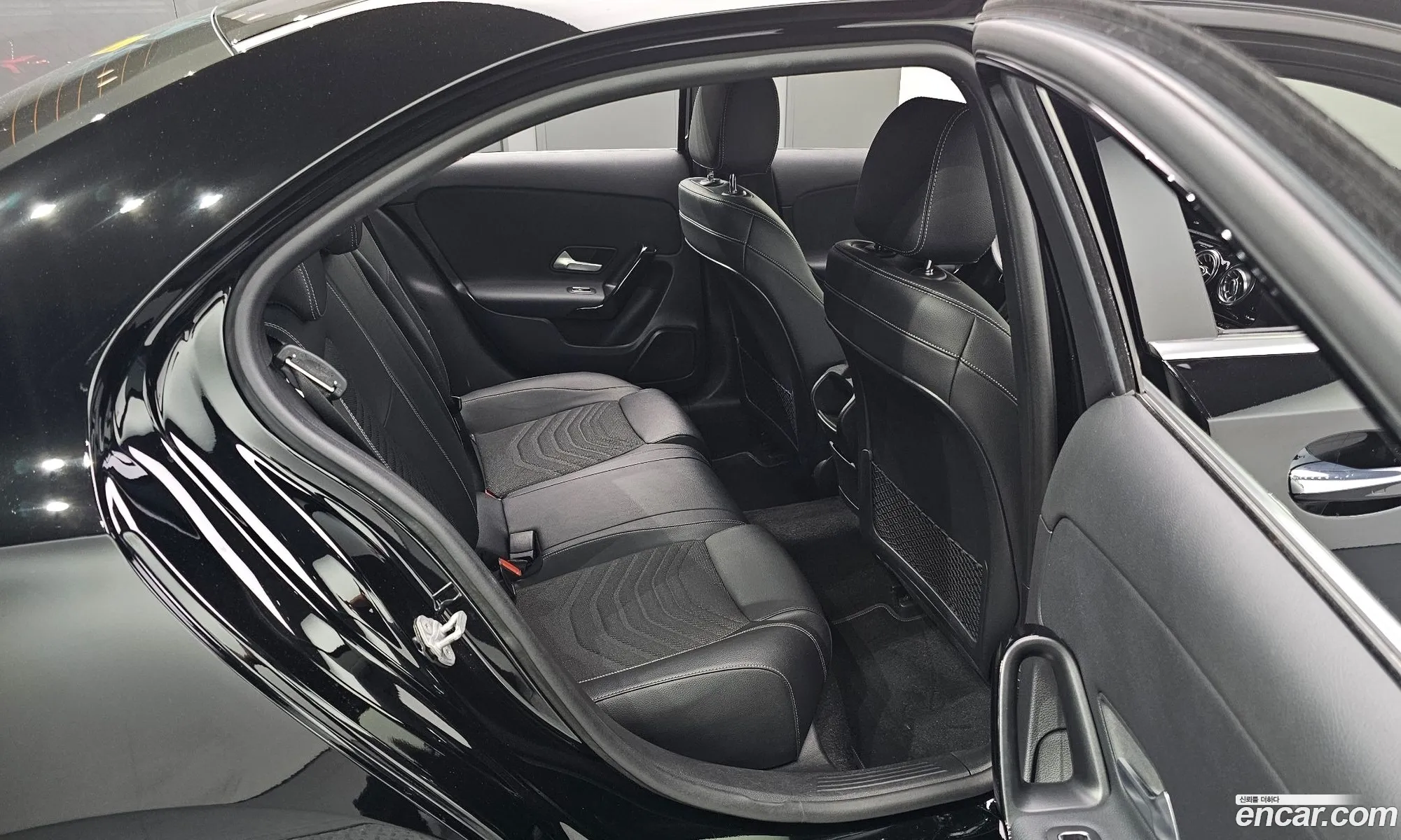 Mercedes-Benz A-Class W177 2020 — 13