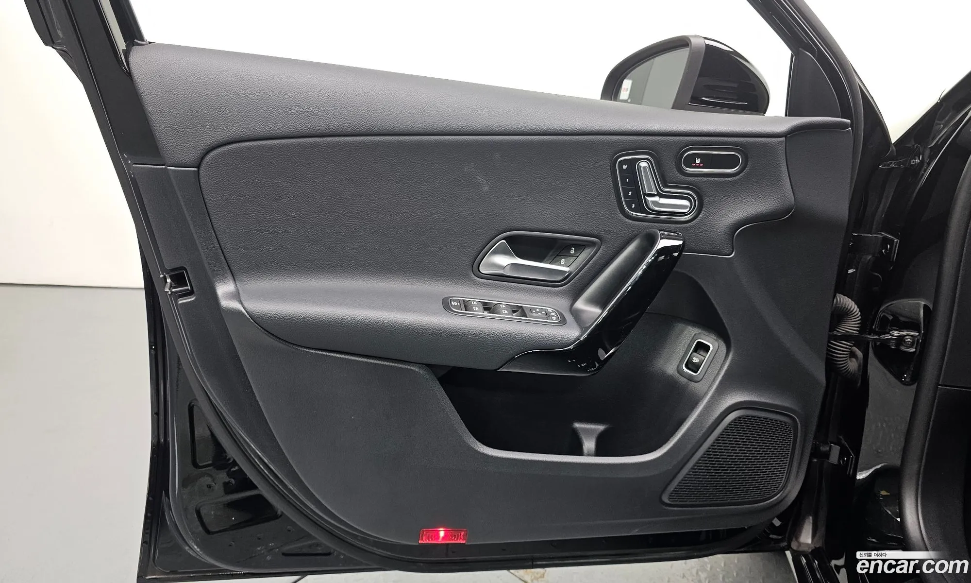 Mercedes-Benz A-Class W177 2020 — 26