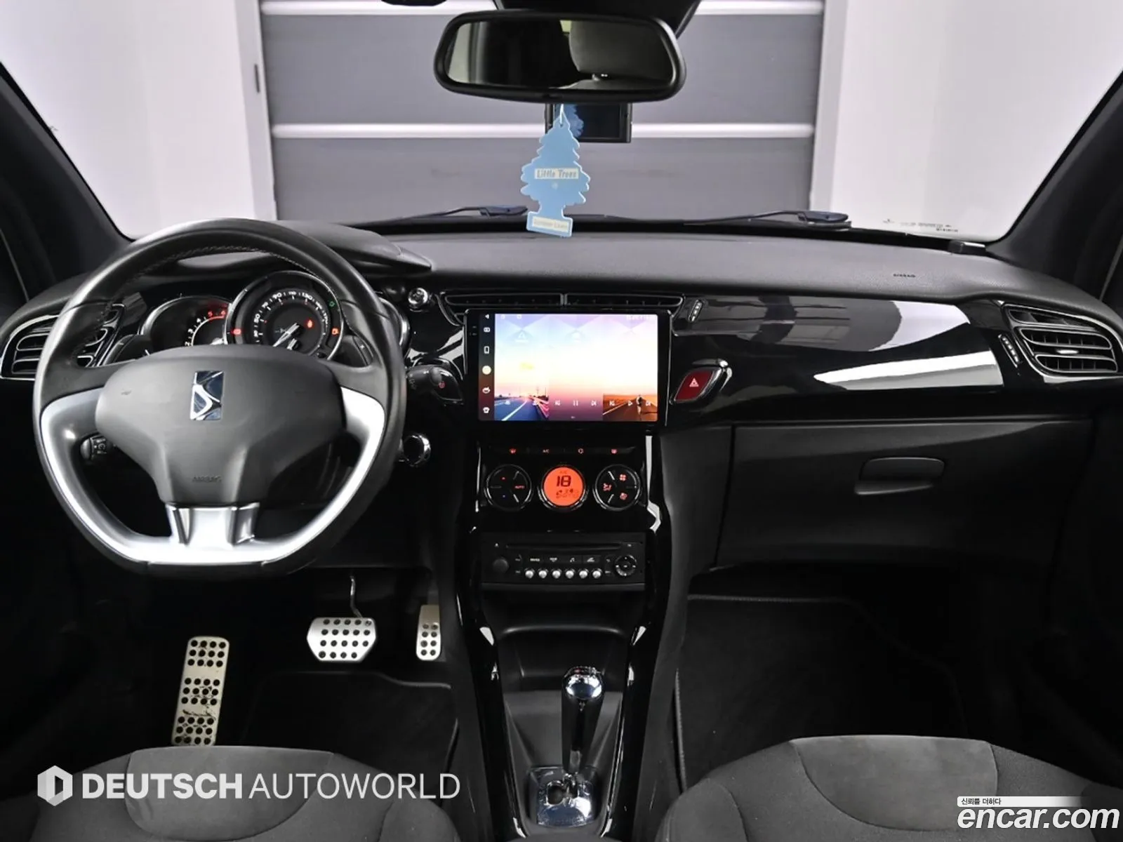 Citroen/DS DS3 2018 — 12