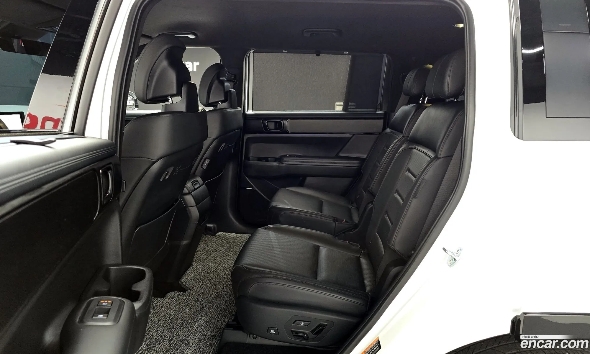 Hyundai Santa Fe 2023 — 16