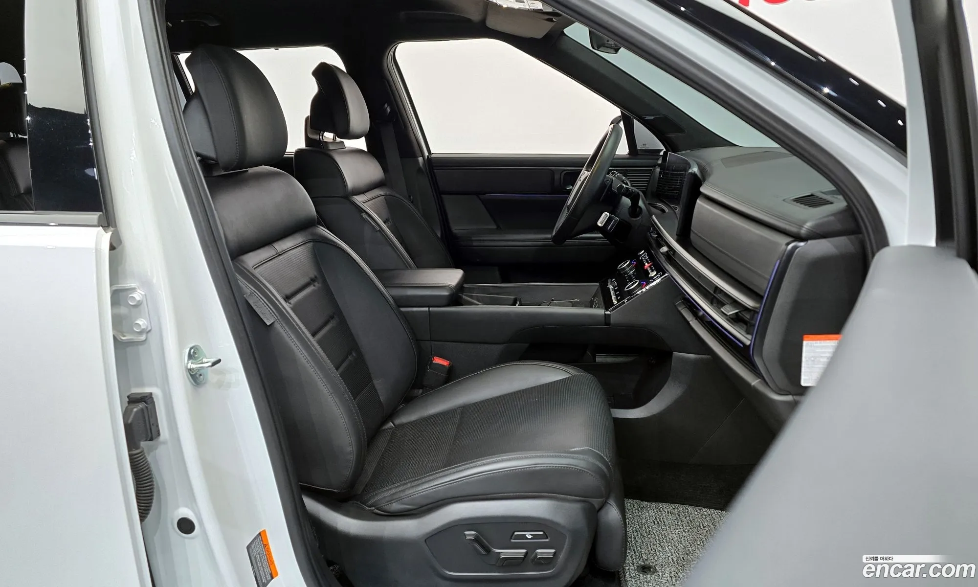 Hyundai Santa Fe 2023 — 17