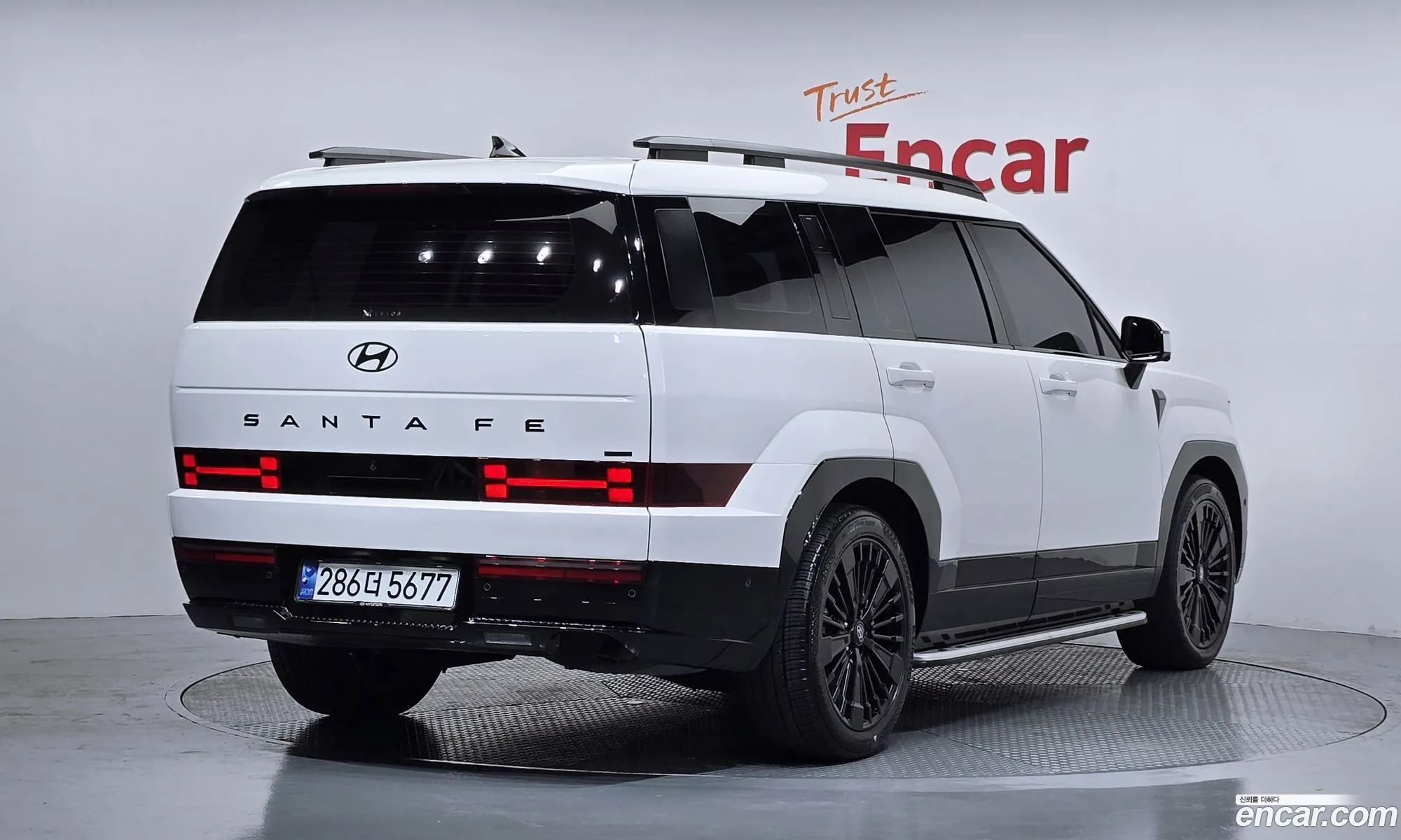 Hyundai Santa Fe 2023 — 18
