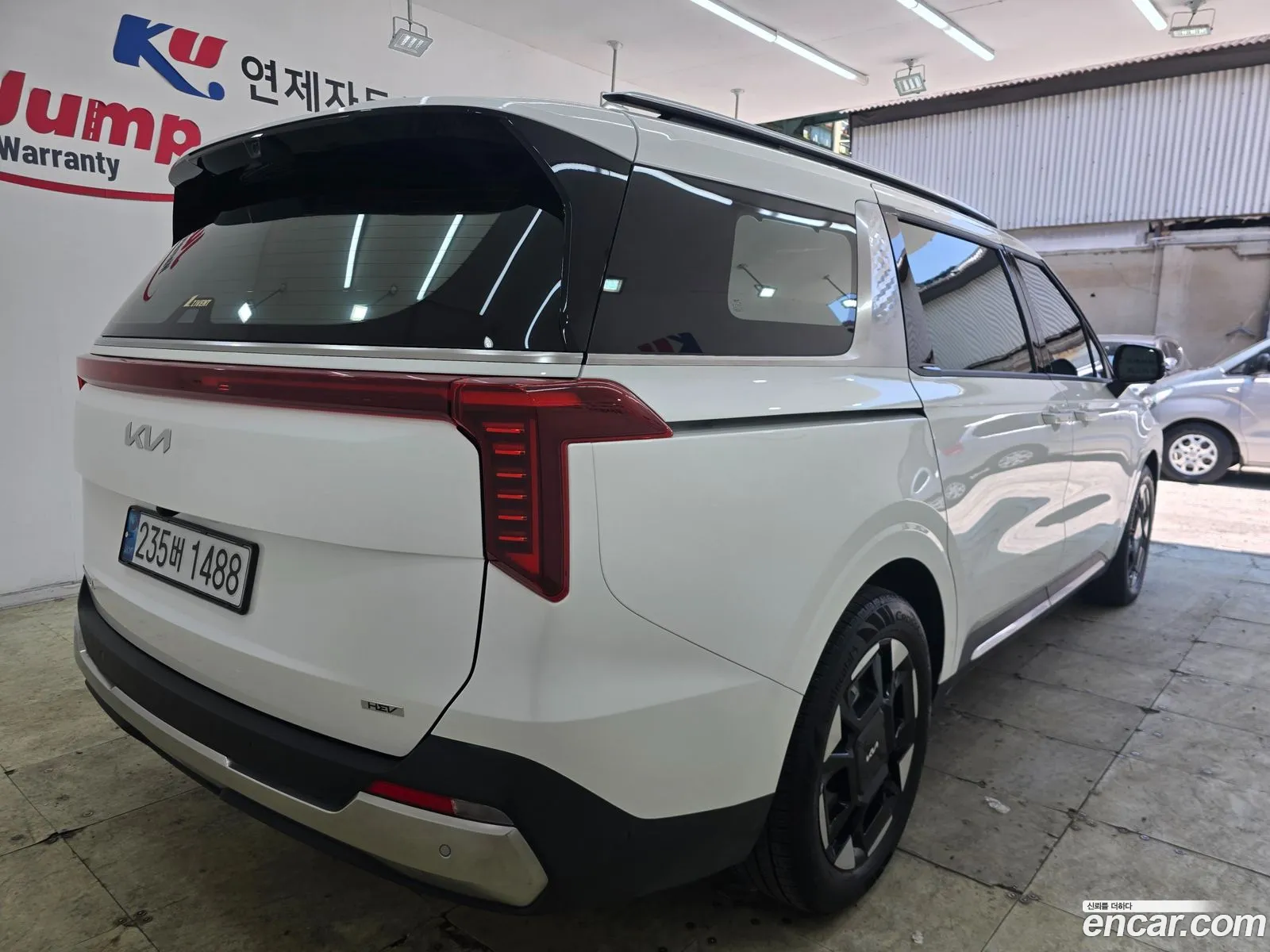Kia Carnival 2024 — 4
