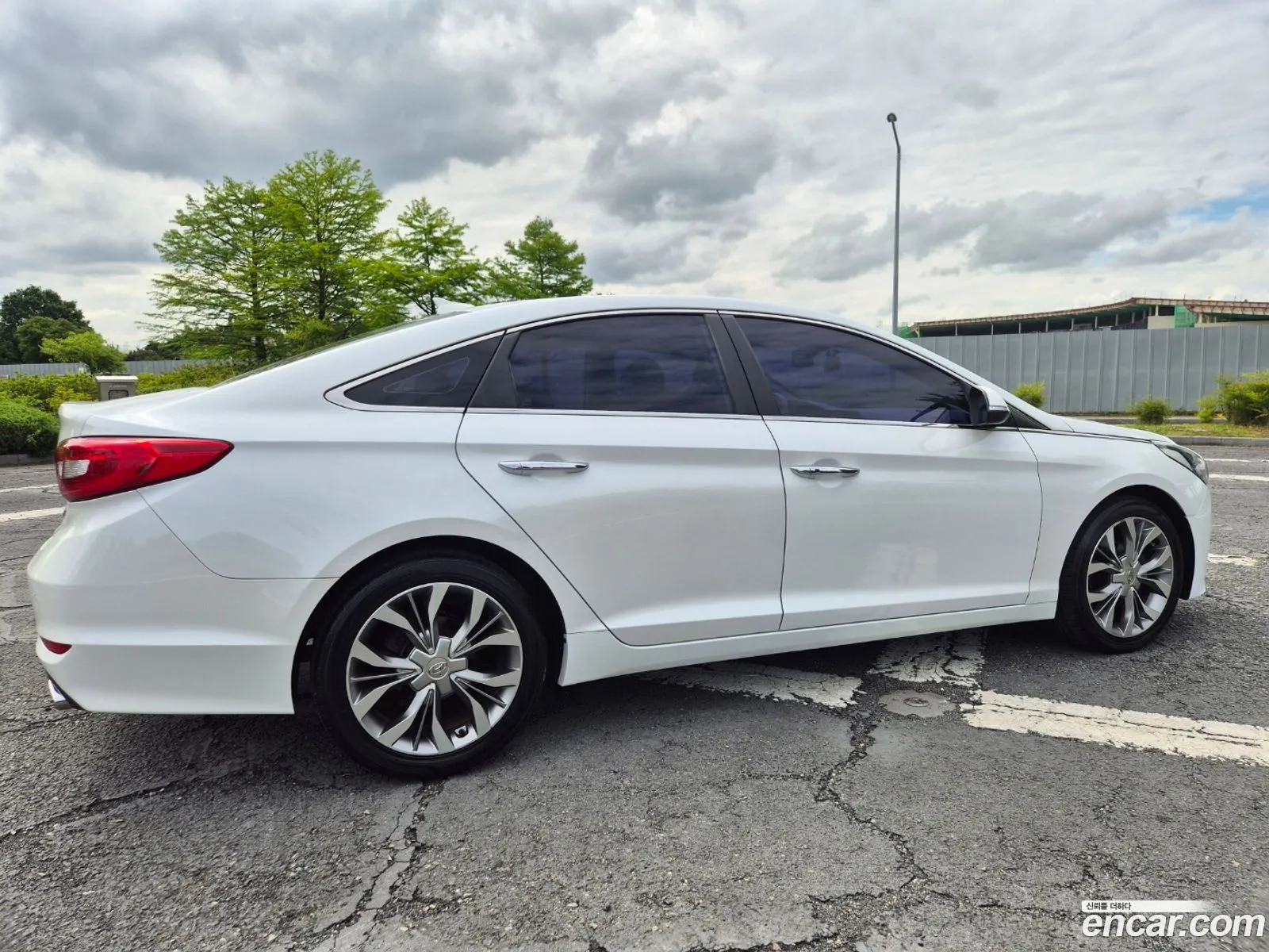 Hyundai LF Sonata 2016 — 3