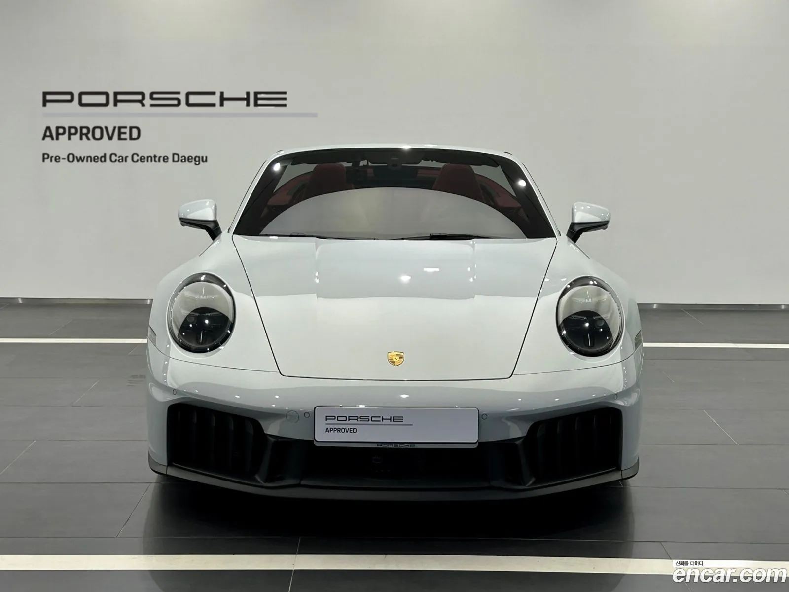 Porsche 911 2025 — 11