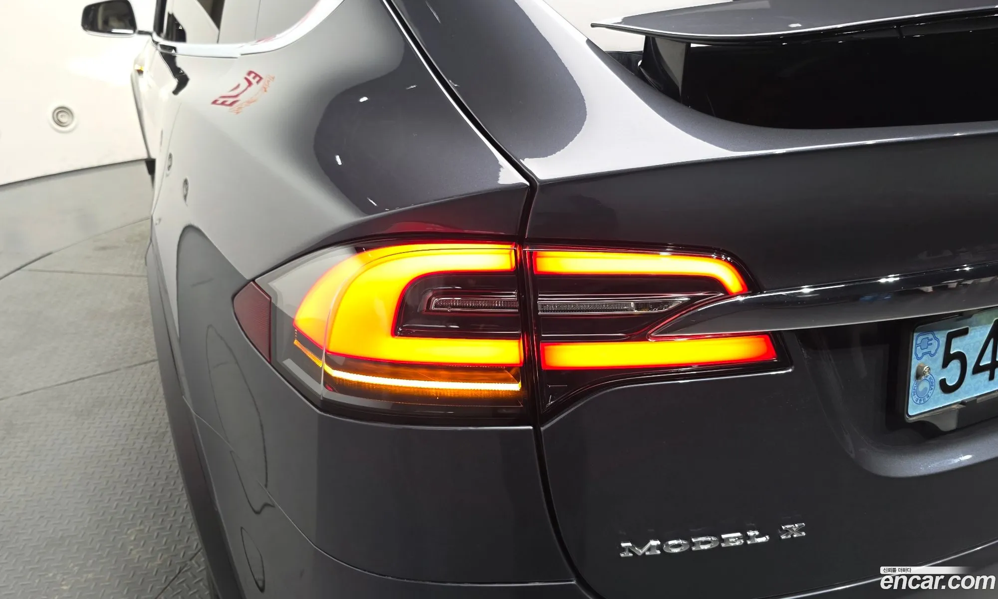 Tesla Model X 2019 5YJXCBE23KF150586 — 7