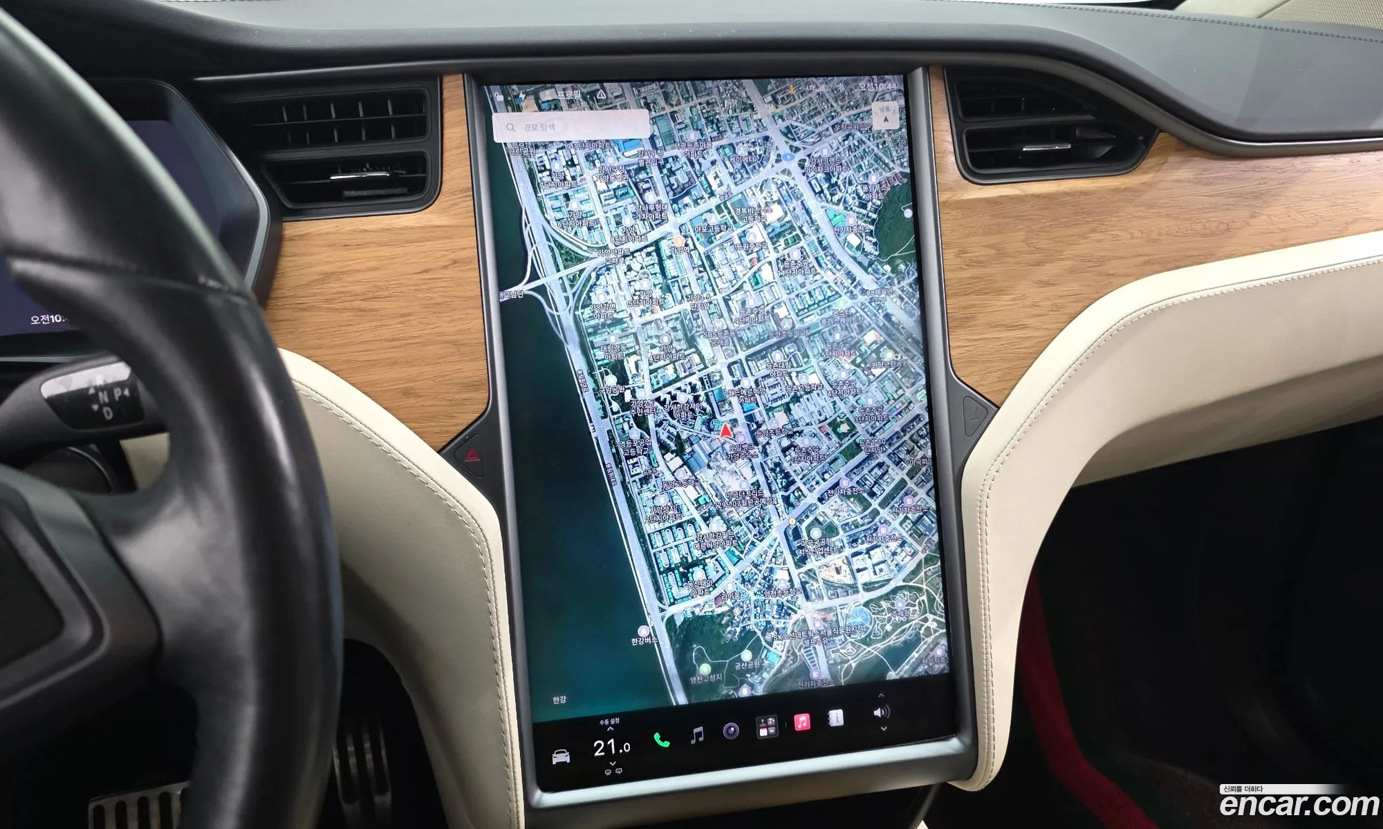 Tesla Model X 2019 5YJXCBE23KF150586 — 31