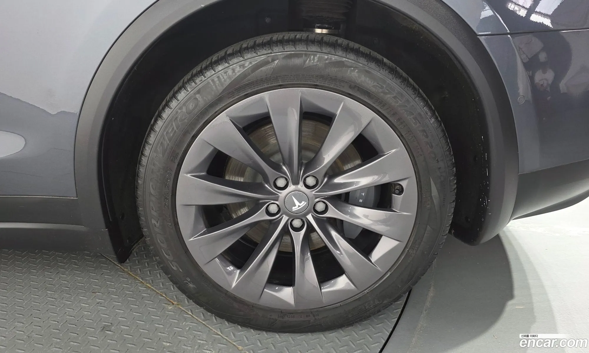 Tesla Model X 2019 5YJXCBE23KF150586 — 5