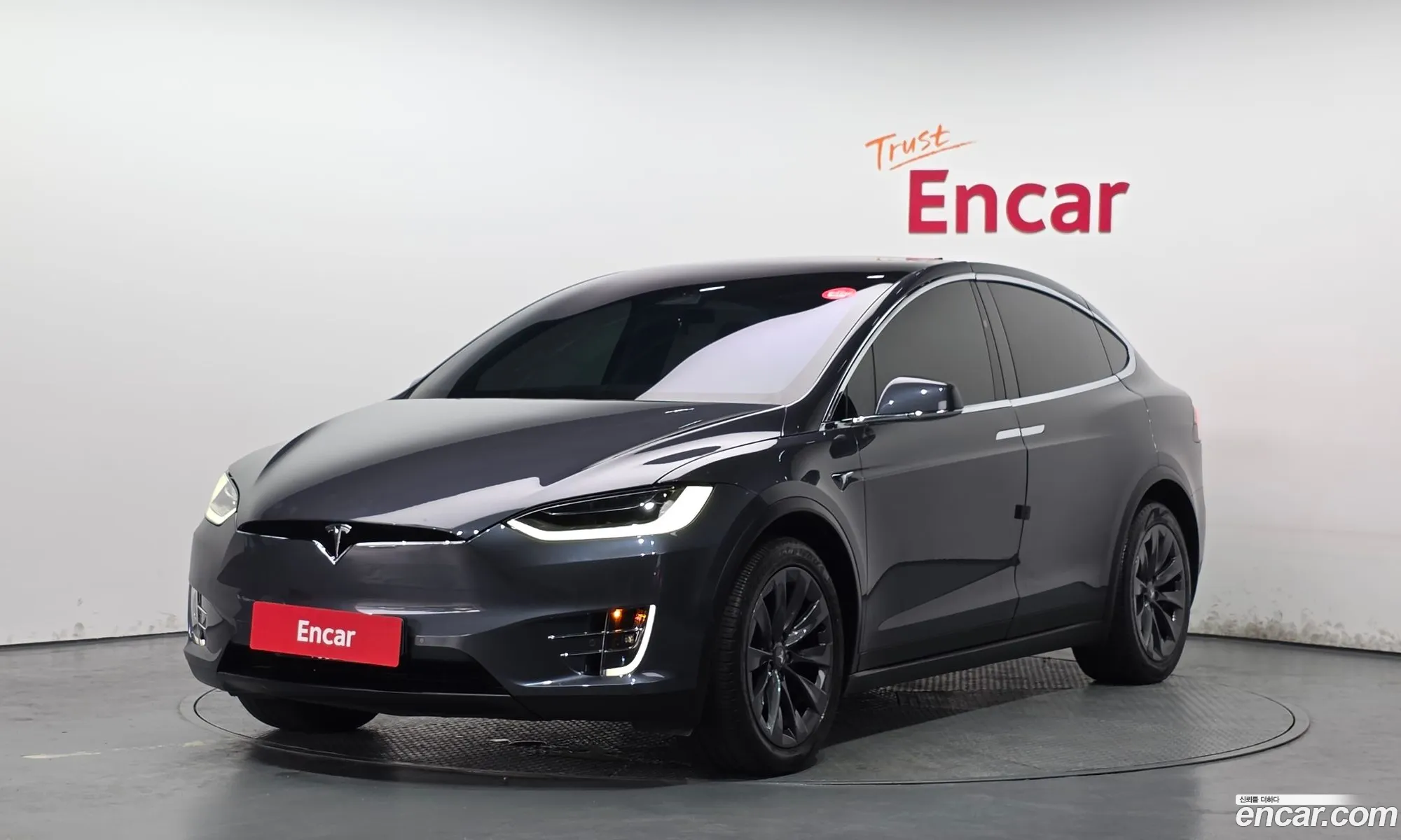 Tesla Model X 2019 5YJXCBE23KF150586 — 10
