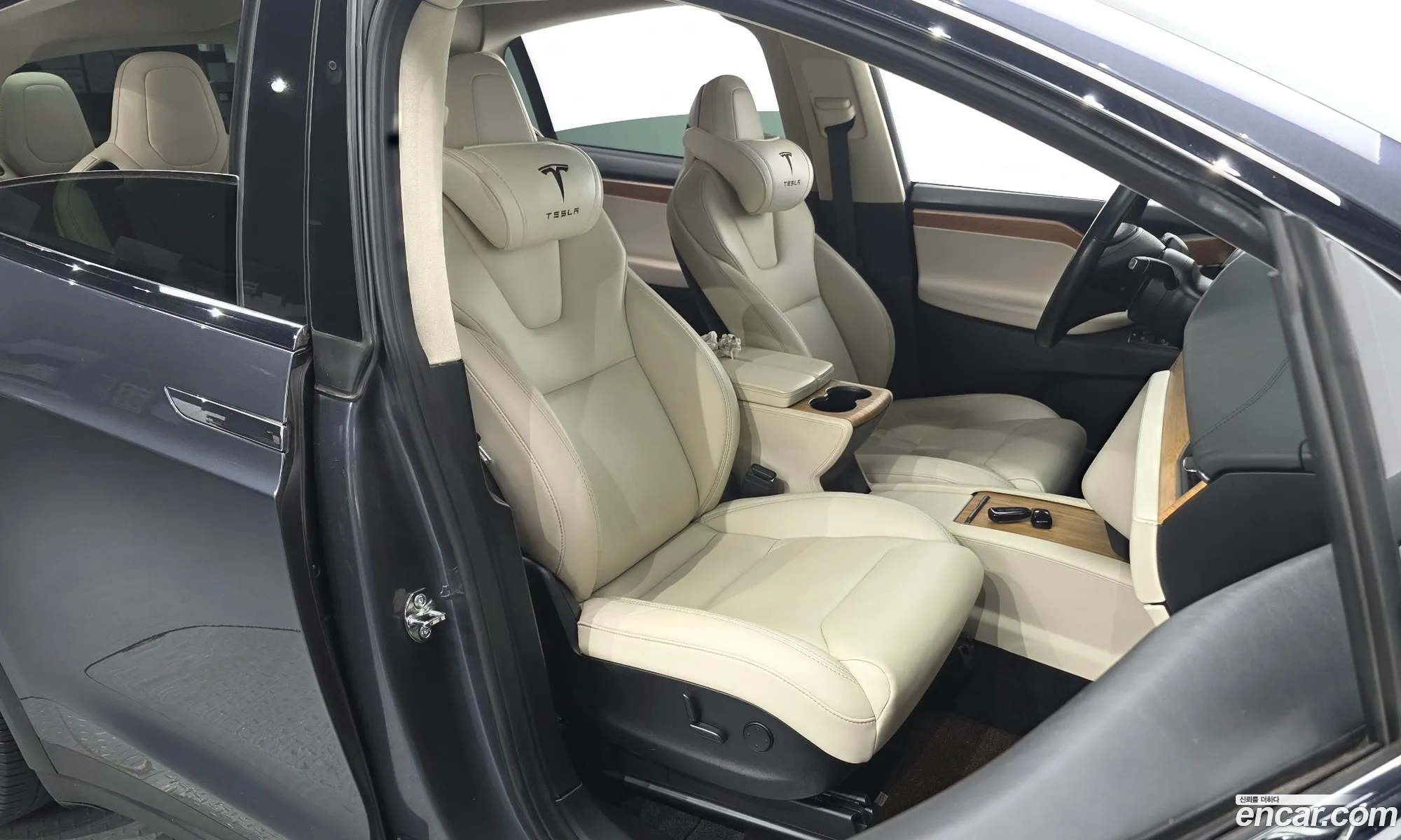 Tesla Model X 2019 5YJXCBE23KF150586 — 15