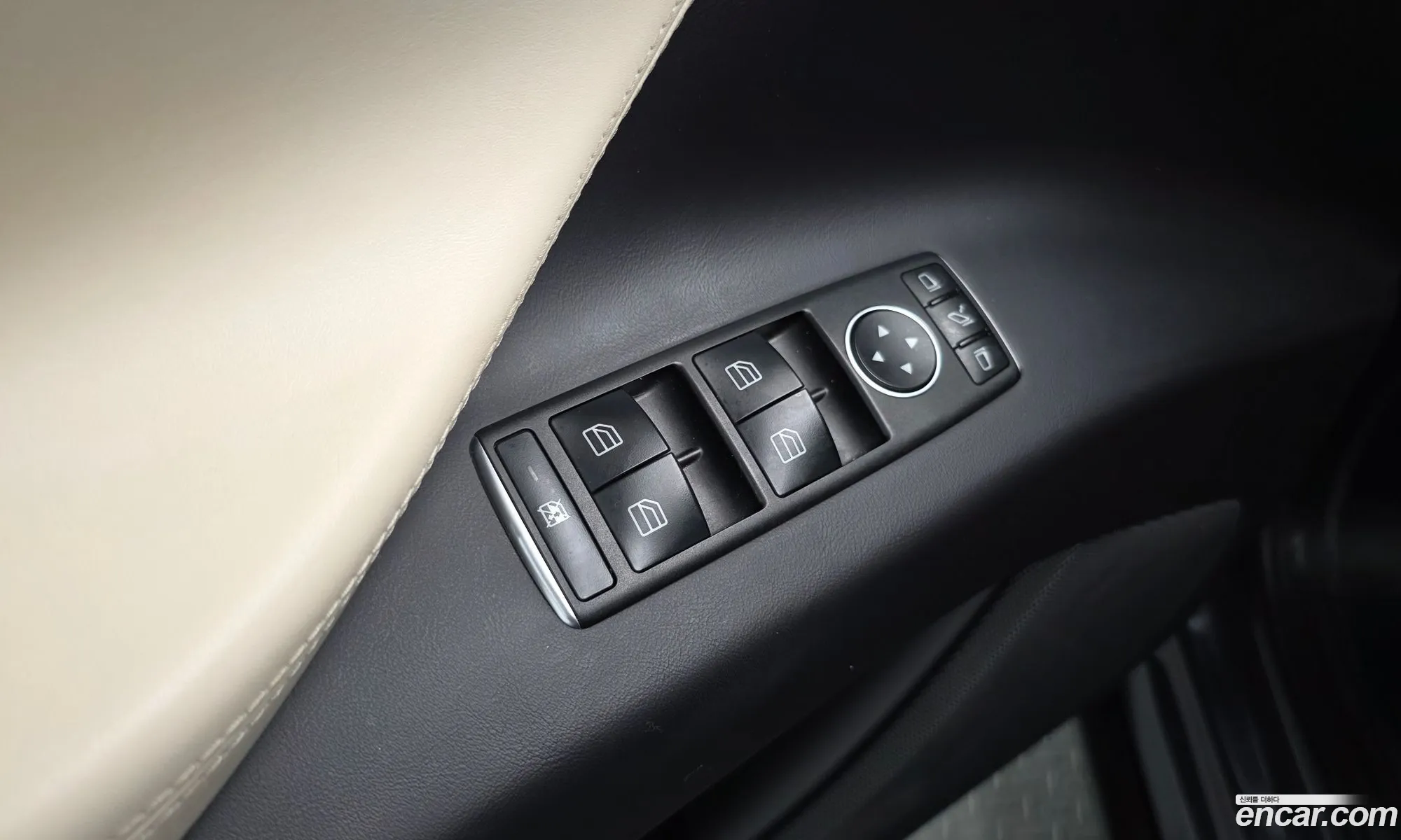 Tesla Model X 2019 5YJXCBE23KF150586 — 26