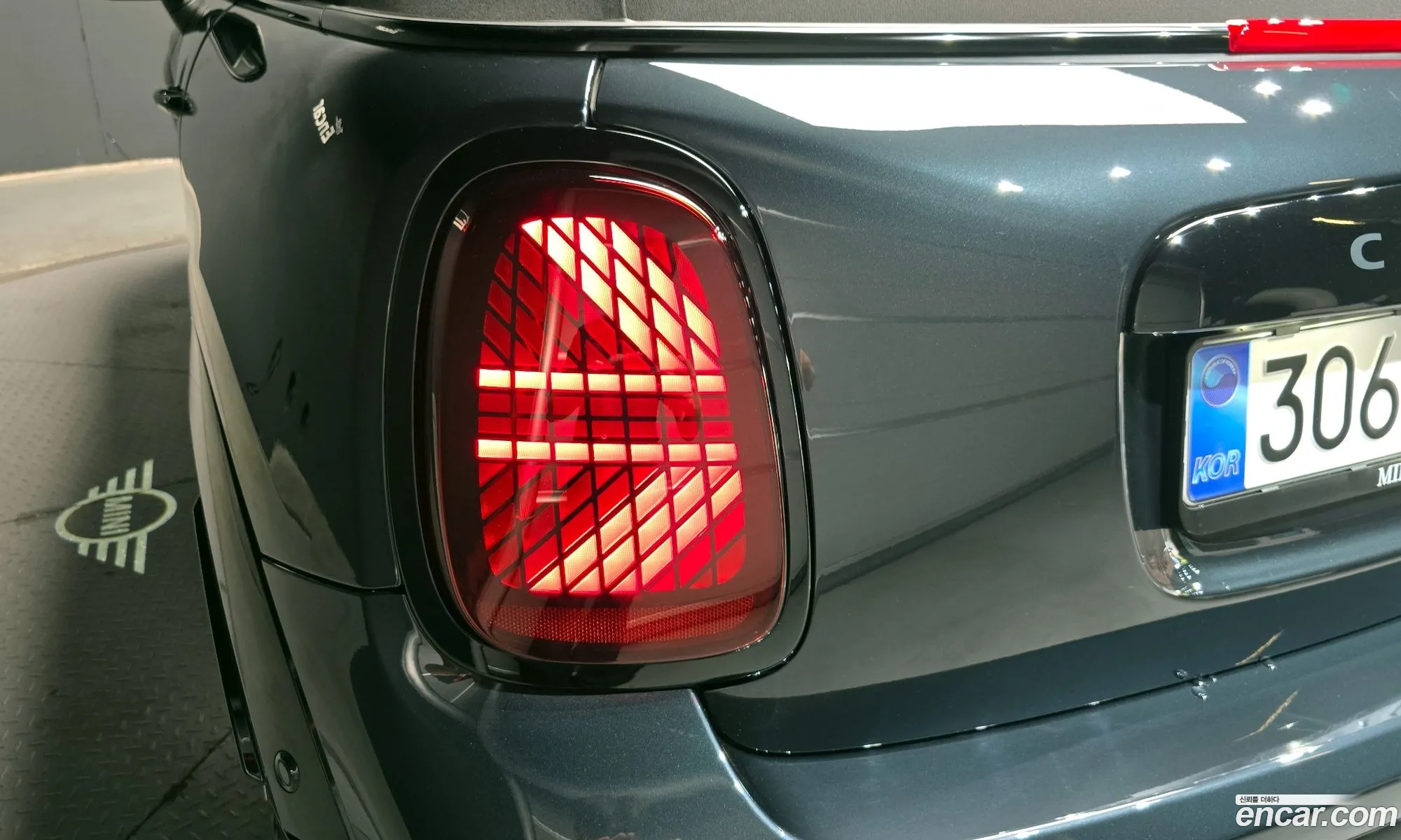 Mini Cooper S Convertible 2025 WMW31GX09T2X83883 — 9