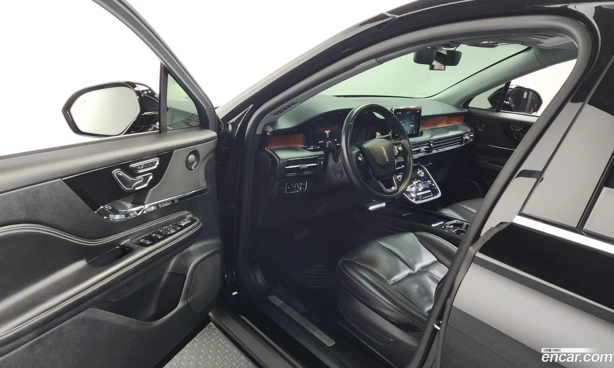 Lincoln Corsair 2021 — 15