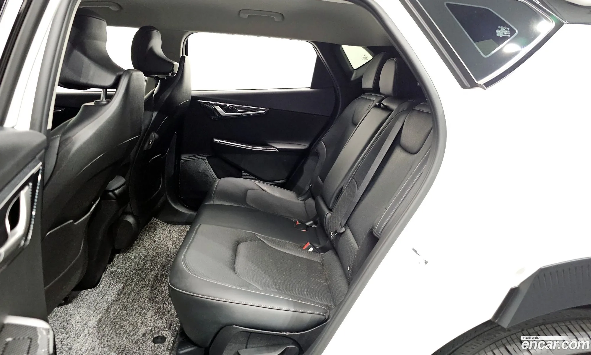 Kia EV6 2023 KNAC381DPPA164020 — 8