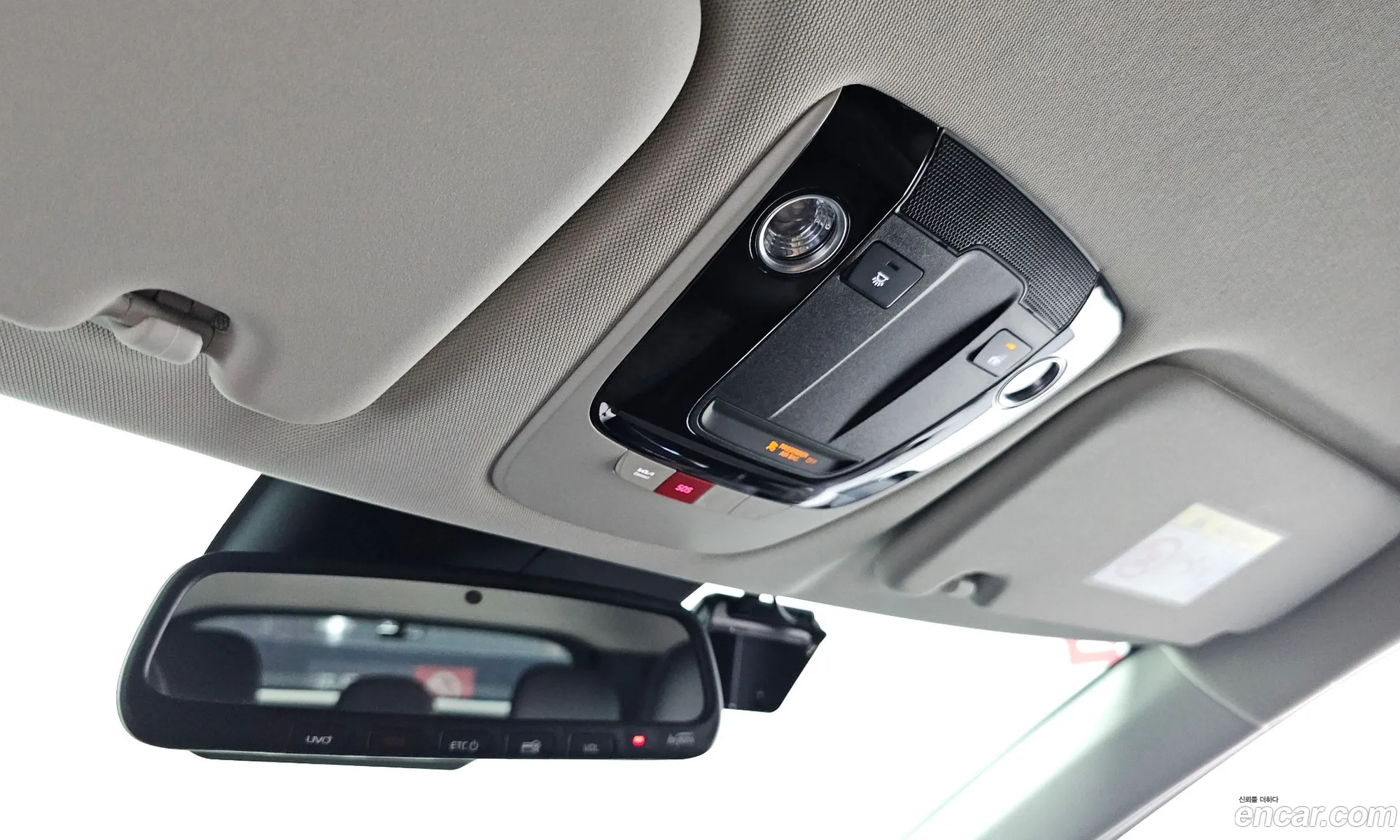 Kia EV6 2023 KNAC381DPPA164020 — 17