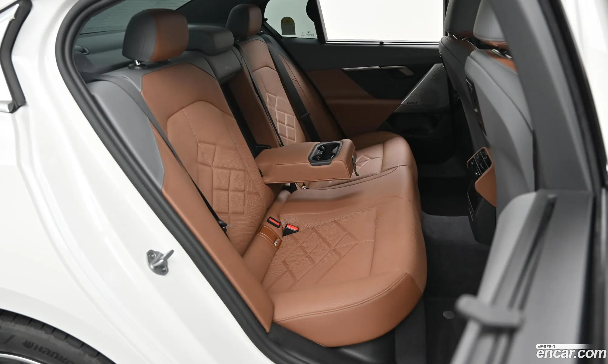 BMW 5 Series 2025 — 9
